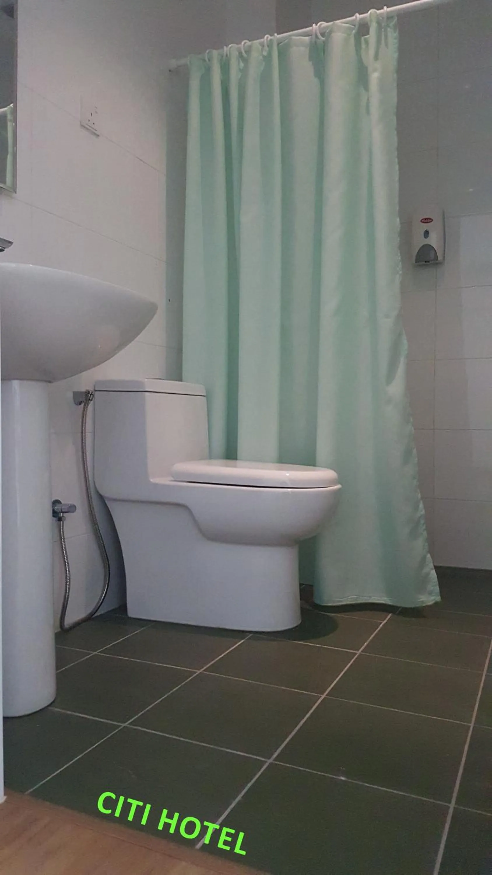 Toilet in Citi Hotel