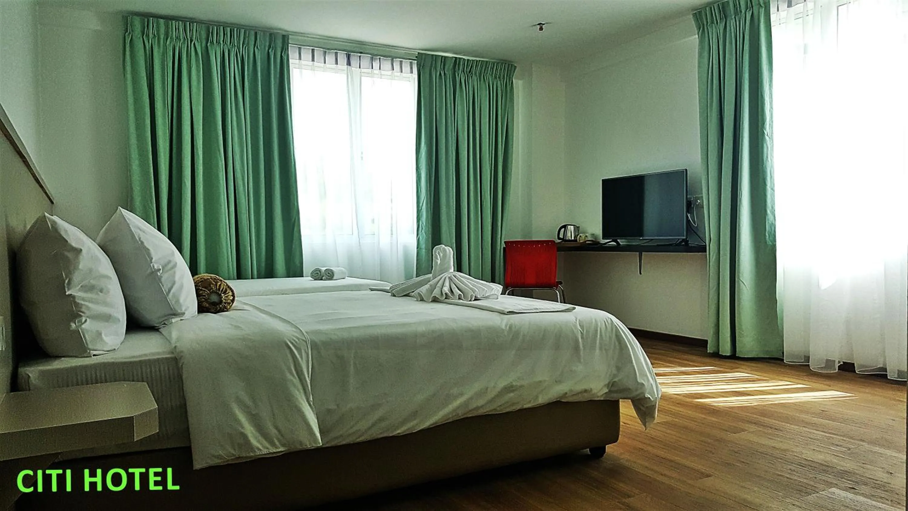 Bedroom, Bed in Citi Hotel