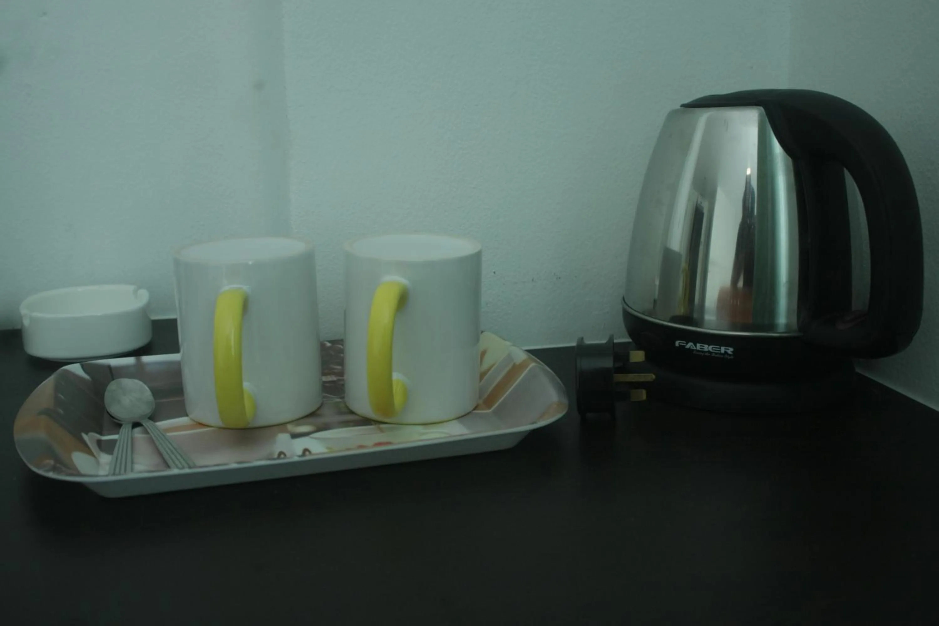 Coffee/tea facilities in Citi Hotel