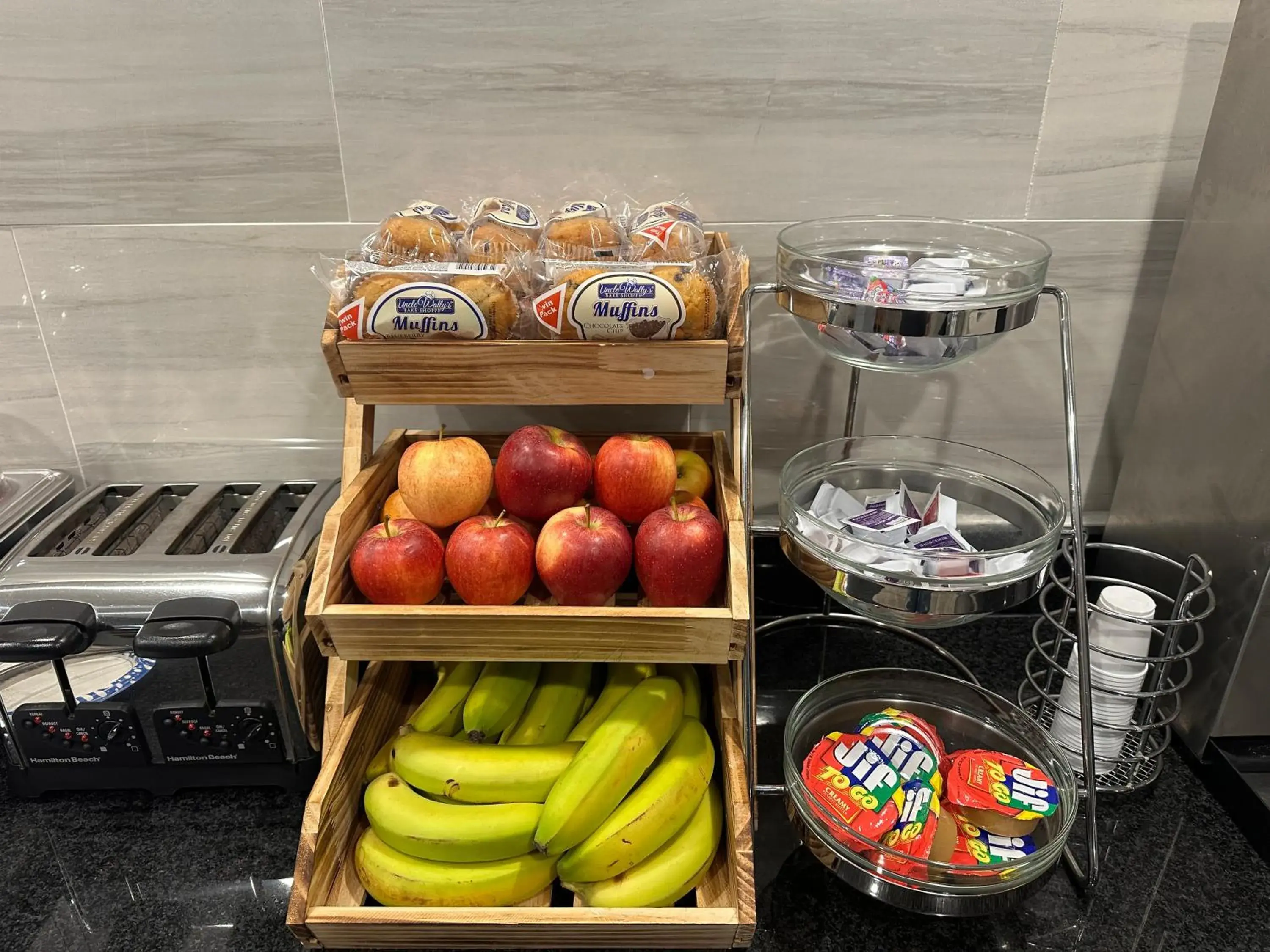 Food and drinks in Baymont by Wyndham Indianapolis South Food and drinks in Baymont by Wyndham Indianapolis South