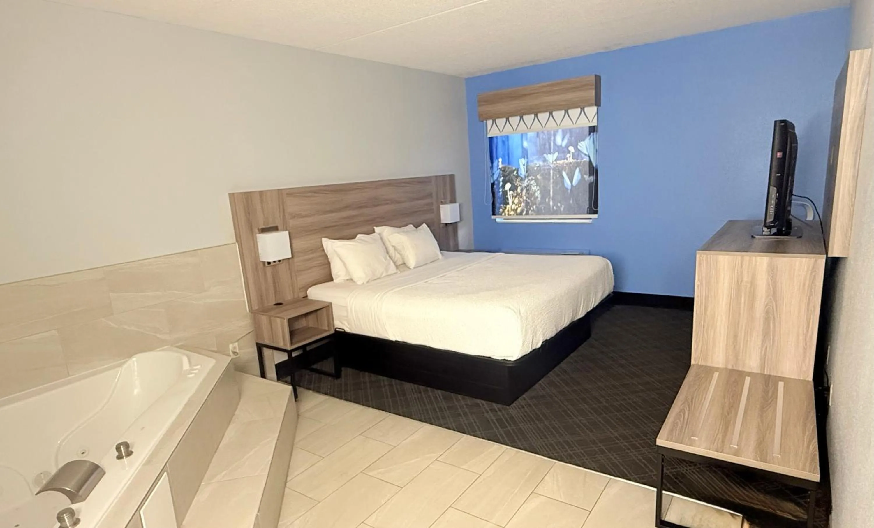 Bed in Baymont by Wyndham Indianapolis South