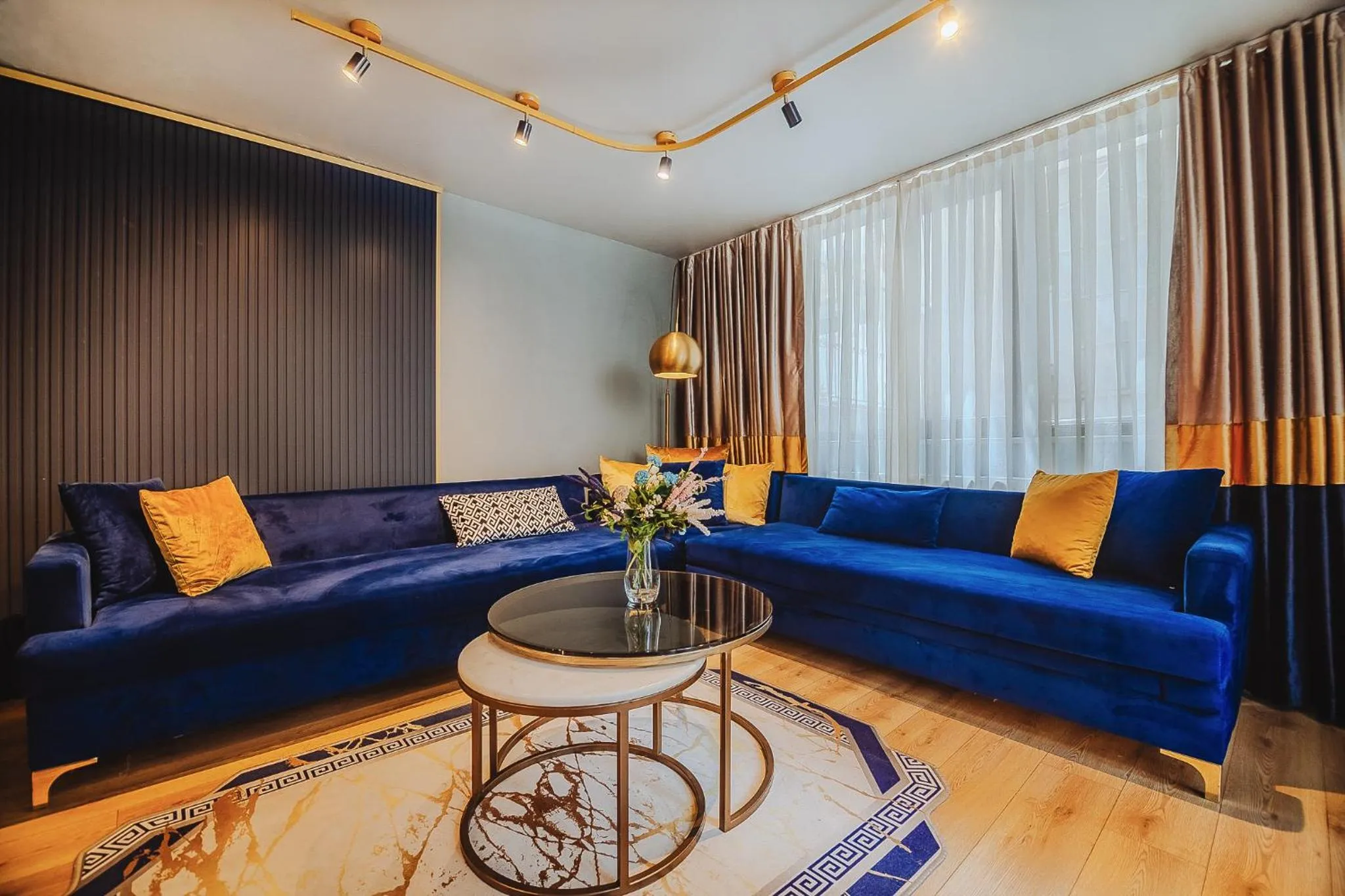 Lord Morgan & Exclusive Design Nişantaşı