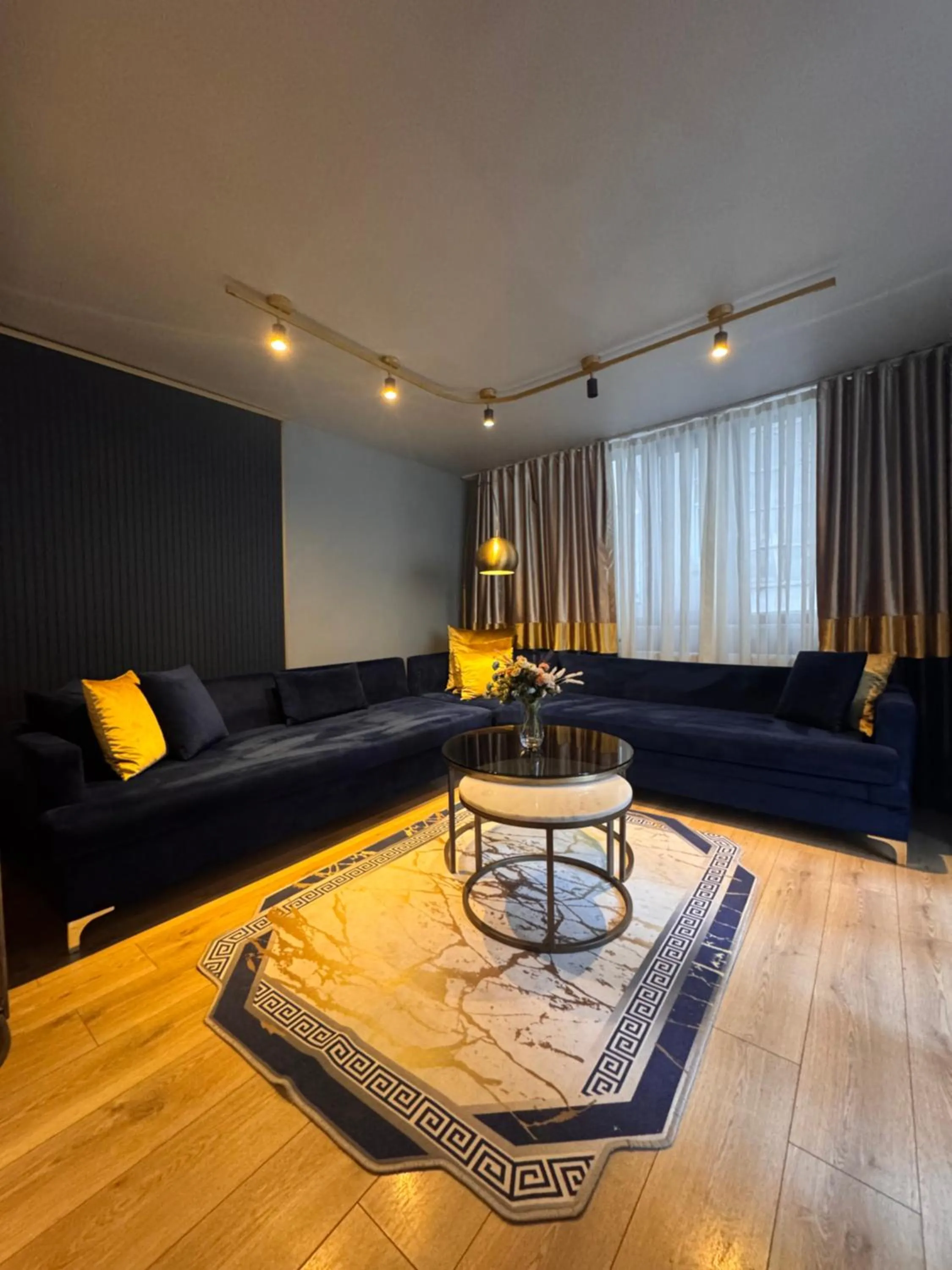 Living room in Lord Morgan & Exclusive Design Nişantaşı