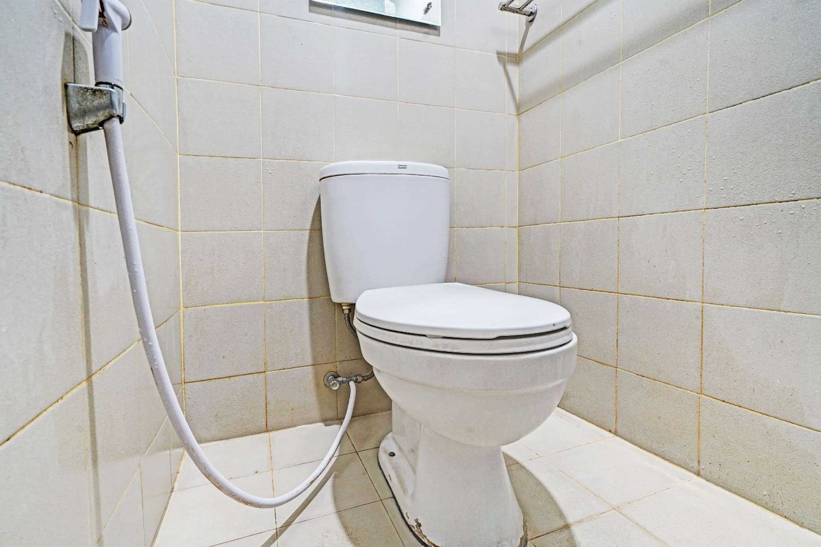 Bathroom in Hotel O Alamanda 7 Syariah