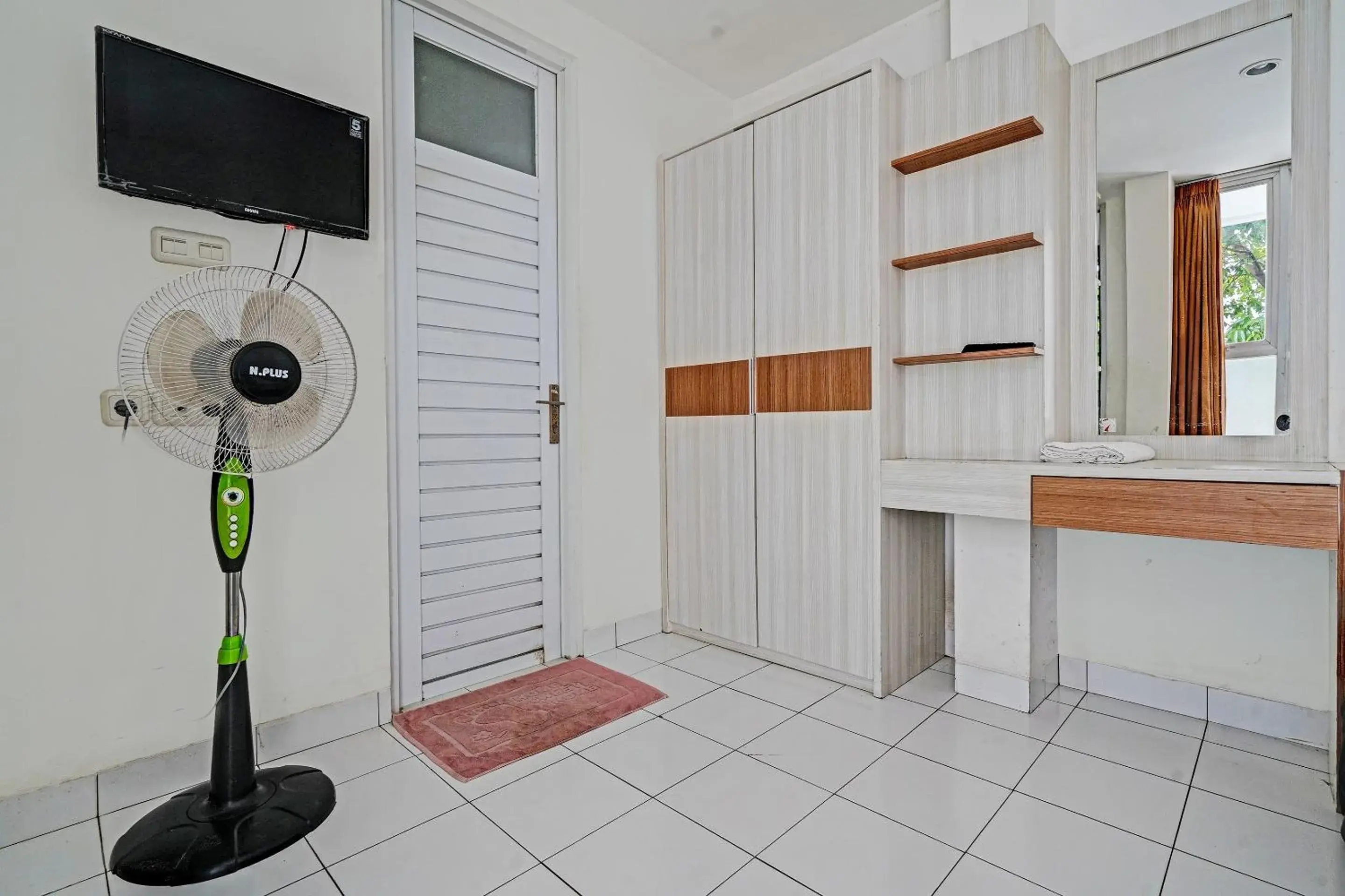 Double Room in Hotel O Alamanda 7 Syariah Double Room in Hotel O Alamanda 7 Syariah