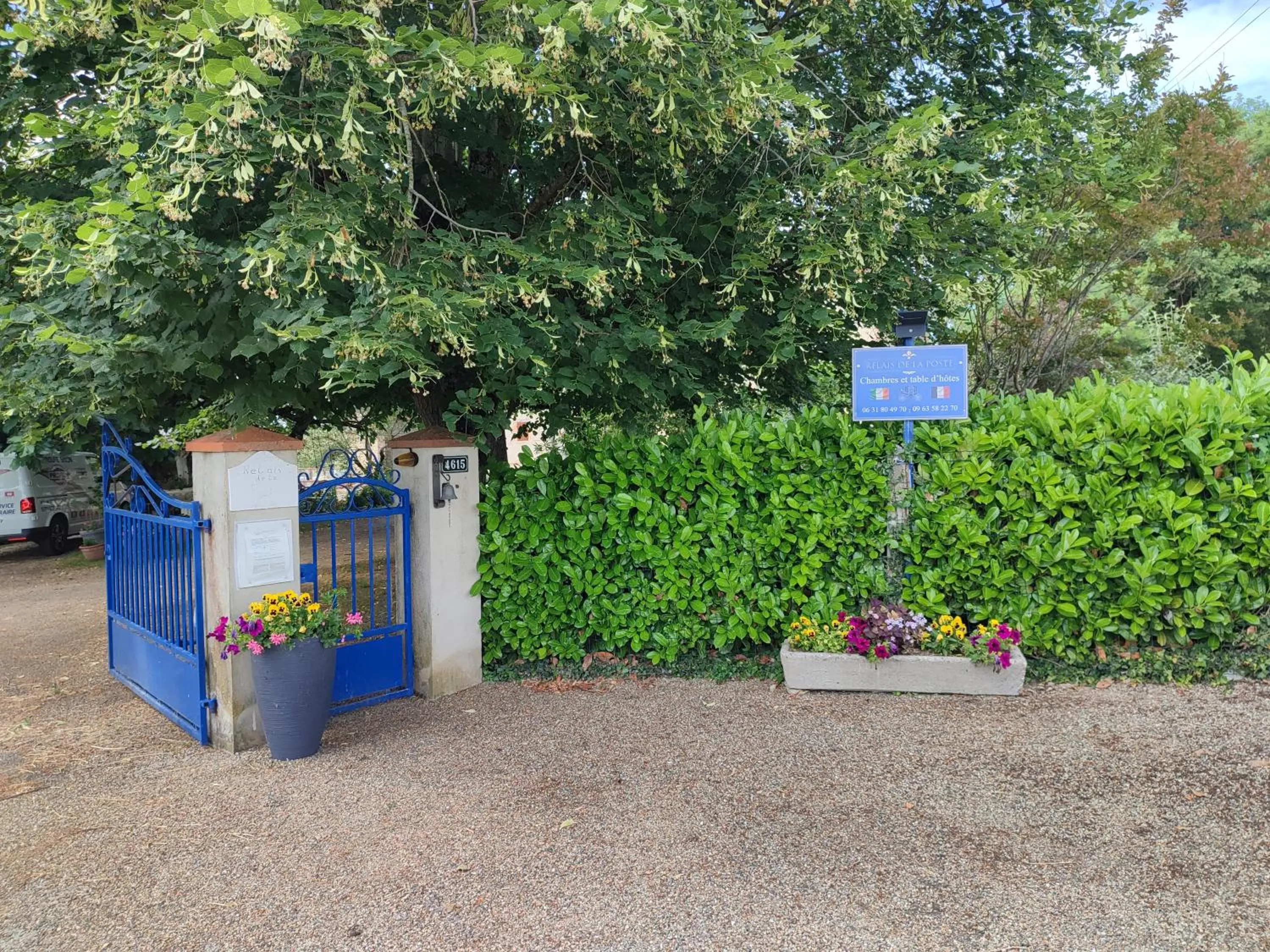 Relais de la poste suite