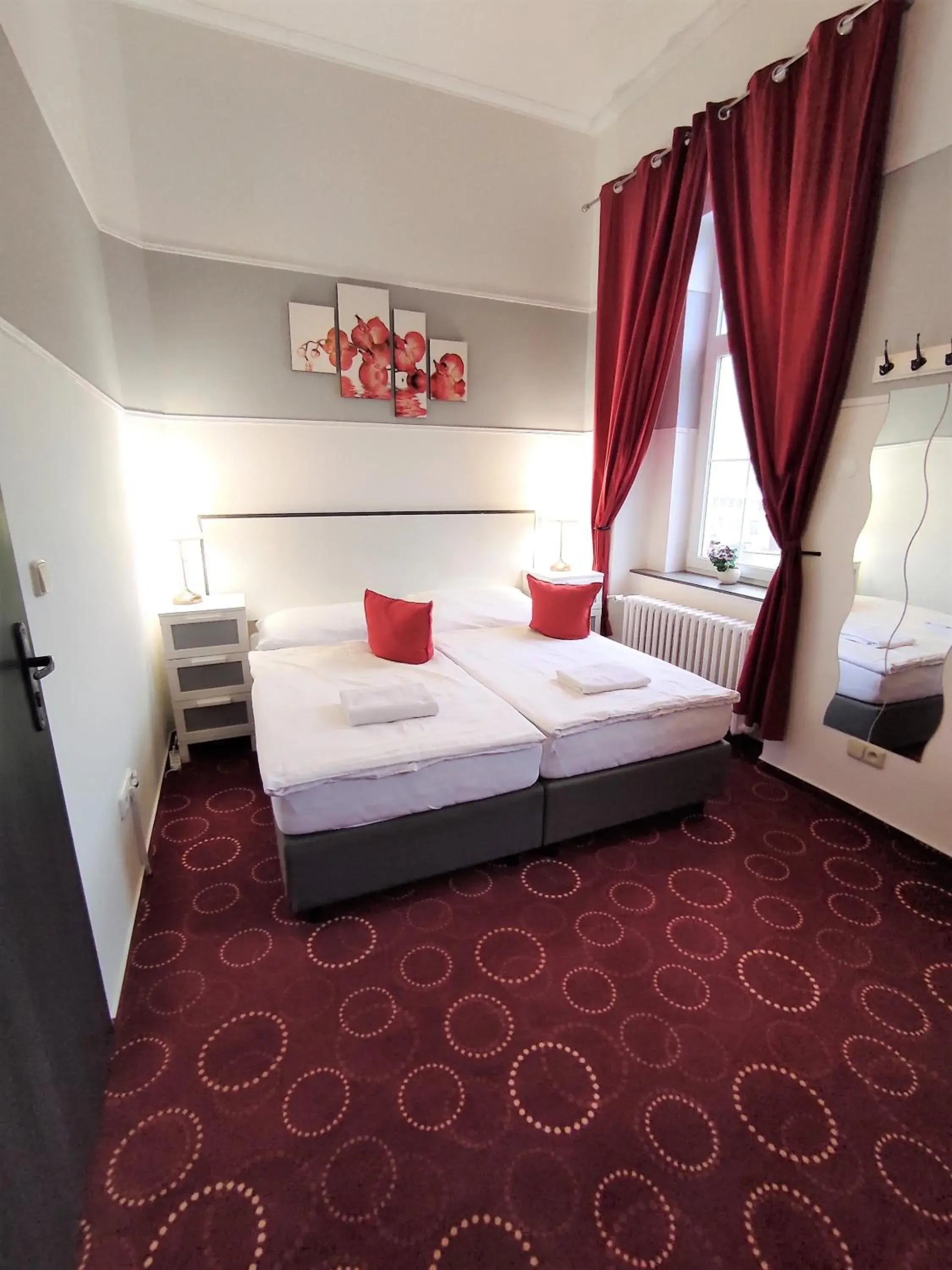 Double Room with Private External Bathroom in Sherwood Hotel Vojkovice nad Ohří Double Room with Private External Bathroom in Sherwood Hotel Vojkovice nad Ohří