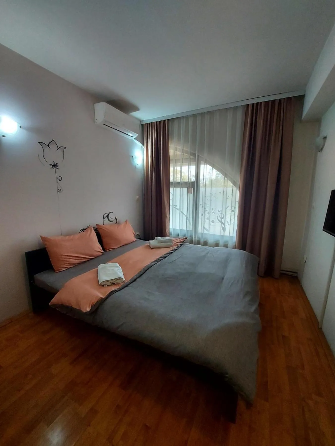 The Bulevard Hotel