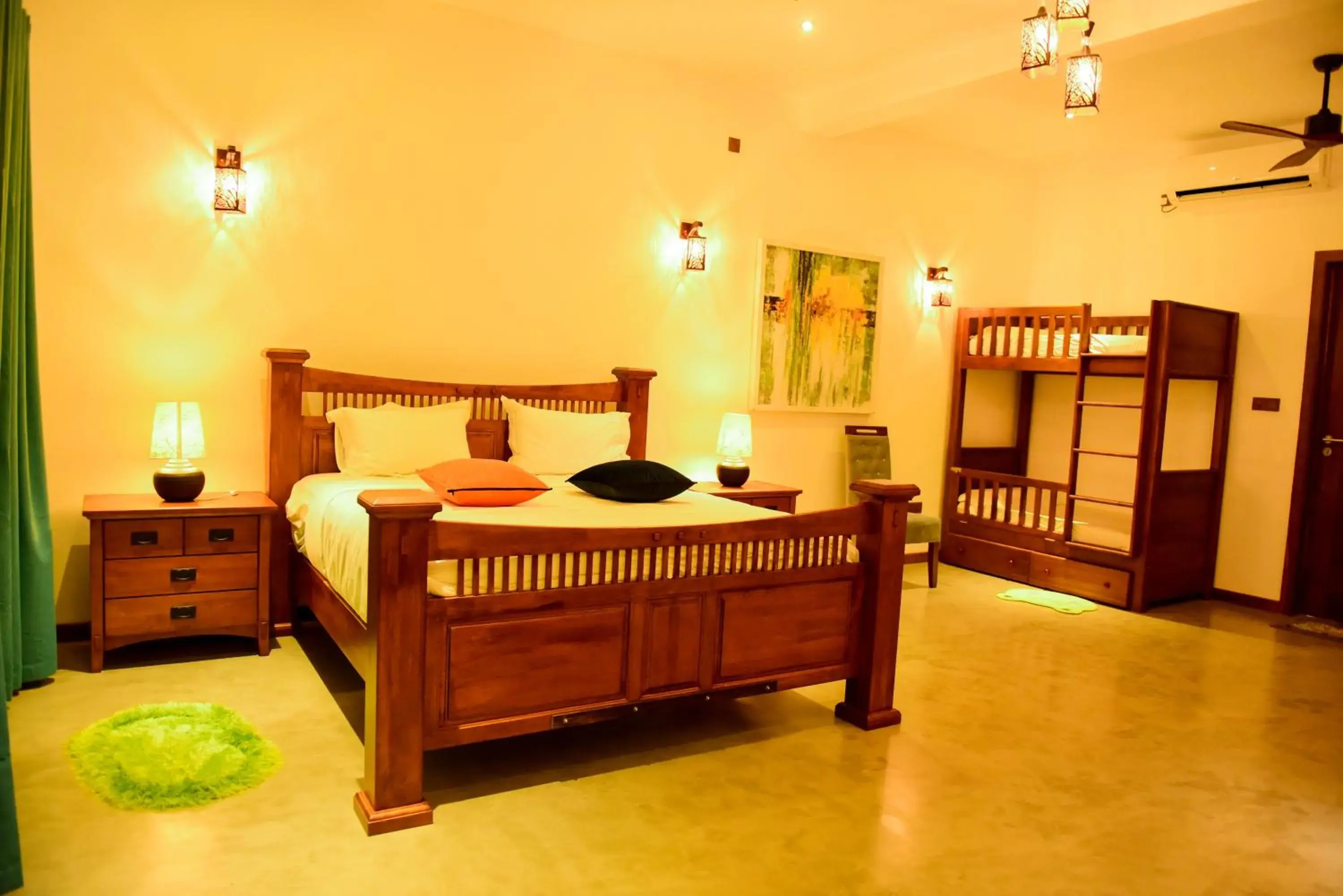 Deluxe Family Room in Cara White House Deluxe Family Room in Cara White House