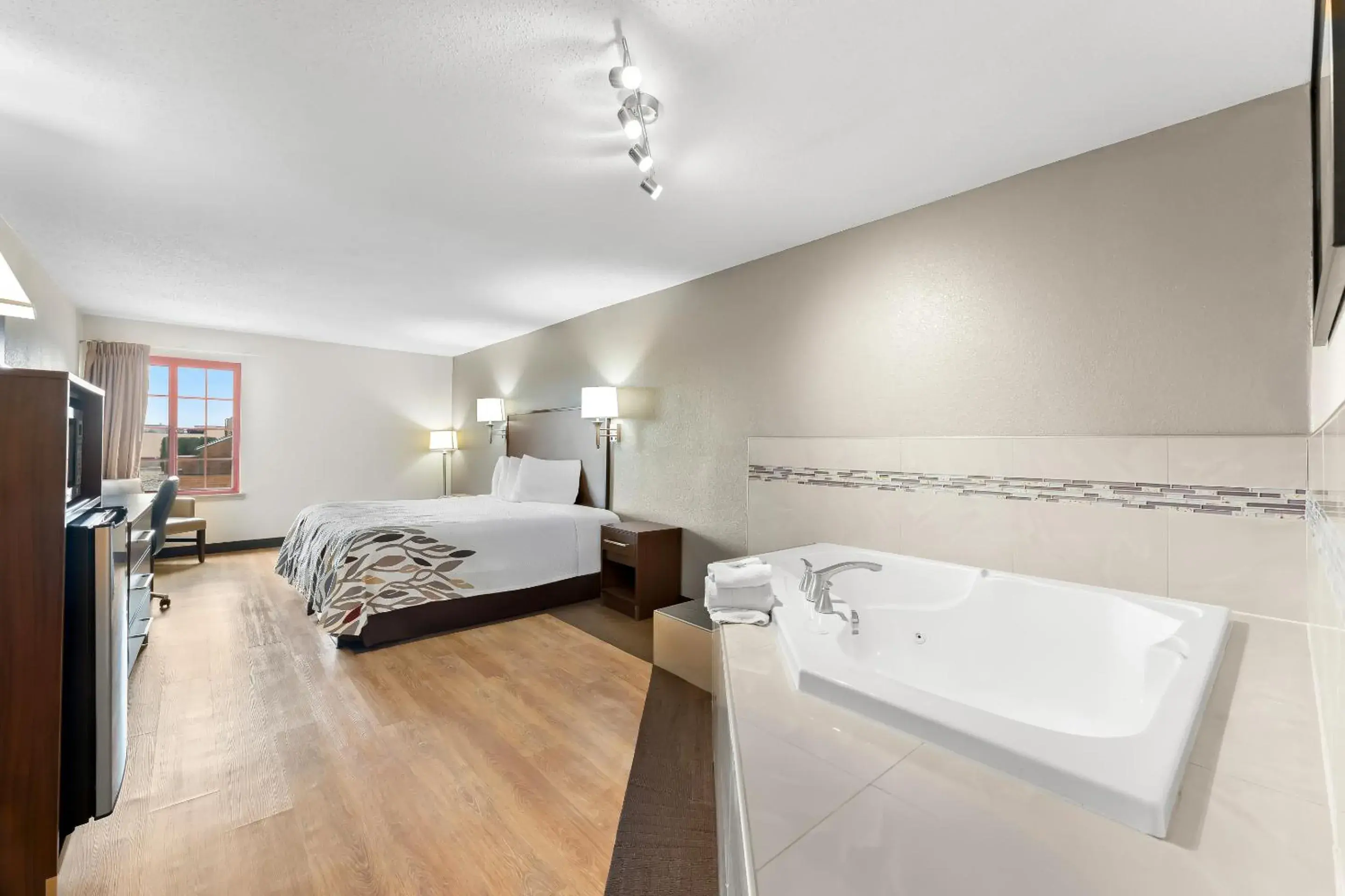 Bedroom, Bed in Red Roof Inn Lancaster Bedroom, Bed in Red Roof Inn Lancaster