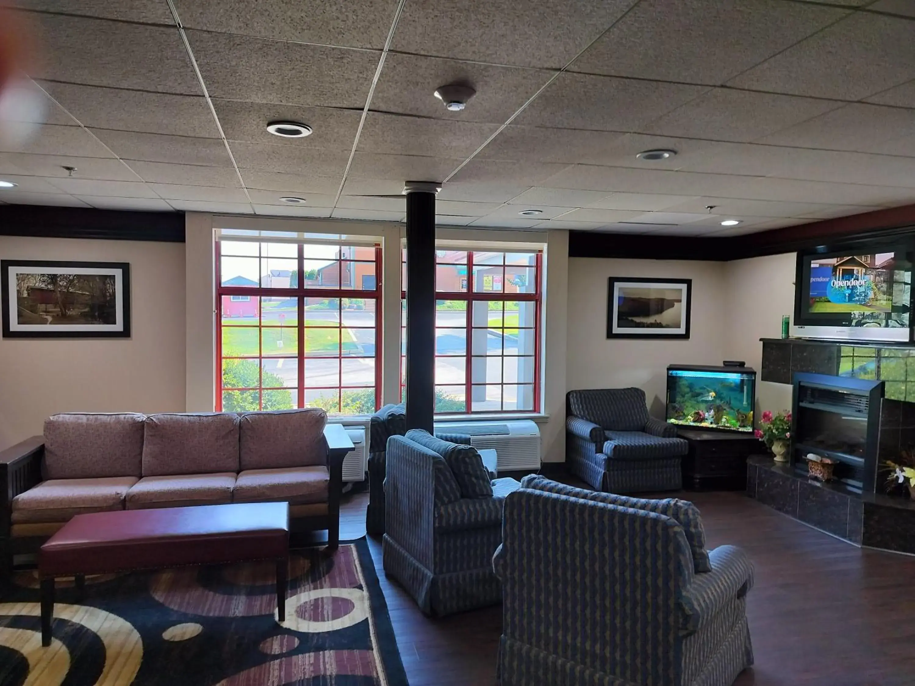 Lobby or reception in Red Roof Inn Lancaster Lobby or reception in Red Roof Inn Lancaster