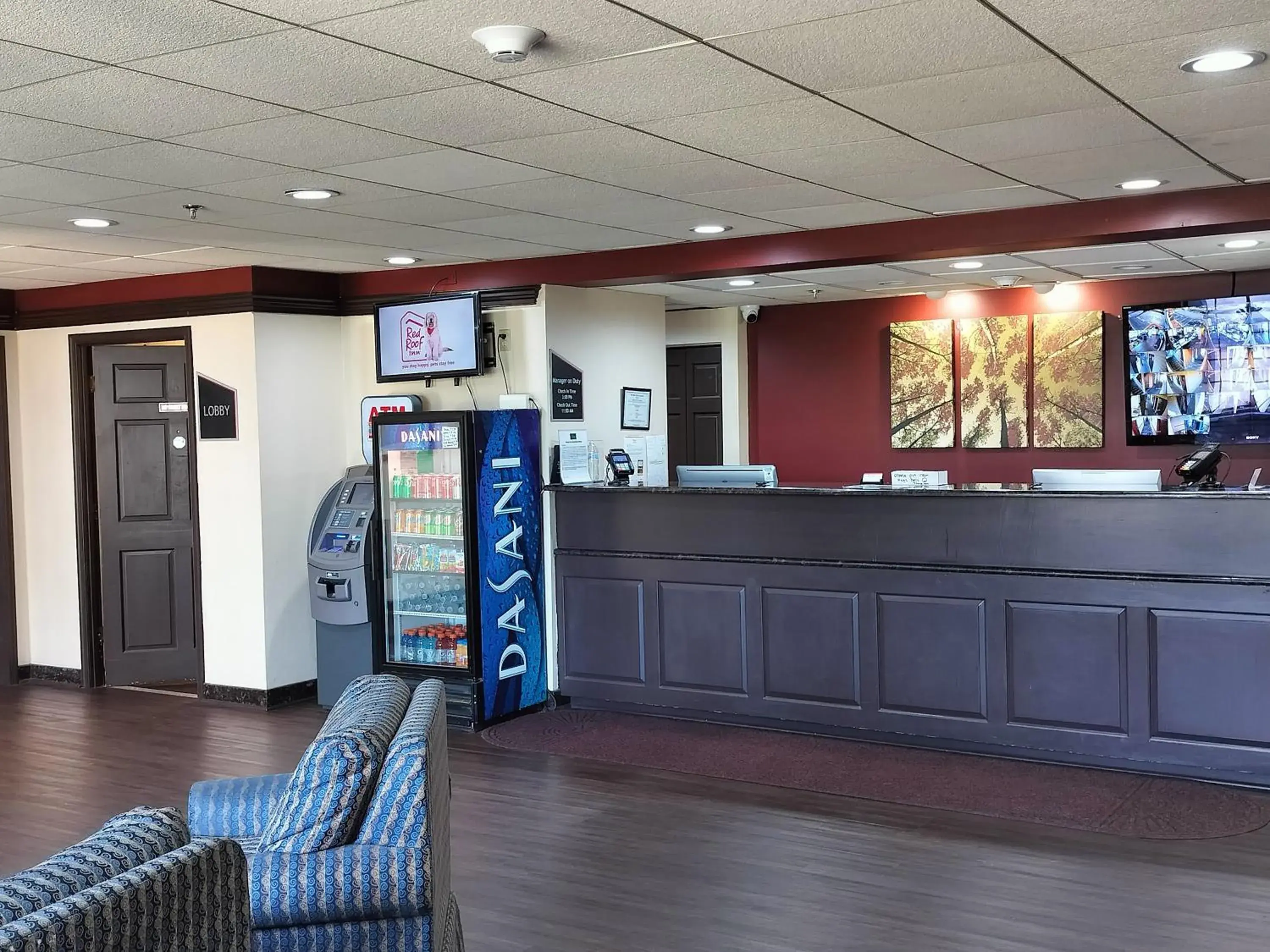Lobby or reception in Red Roof Inn Lancaster Lobby or reception in Red Roof Inn Lancaster