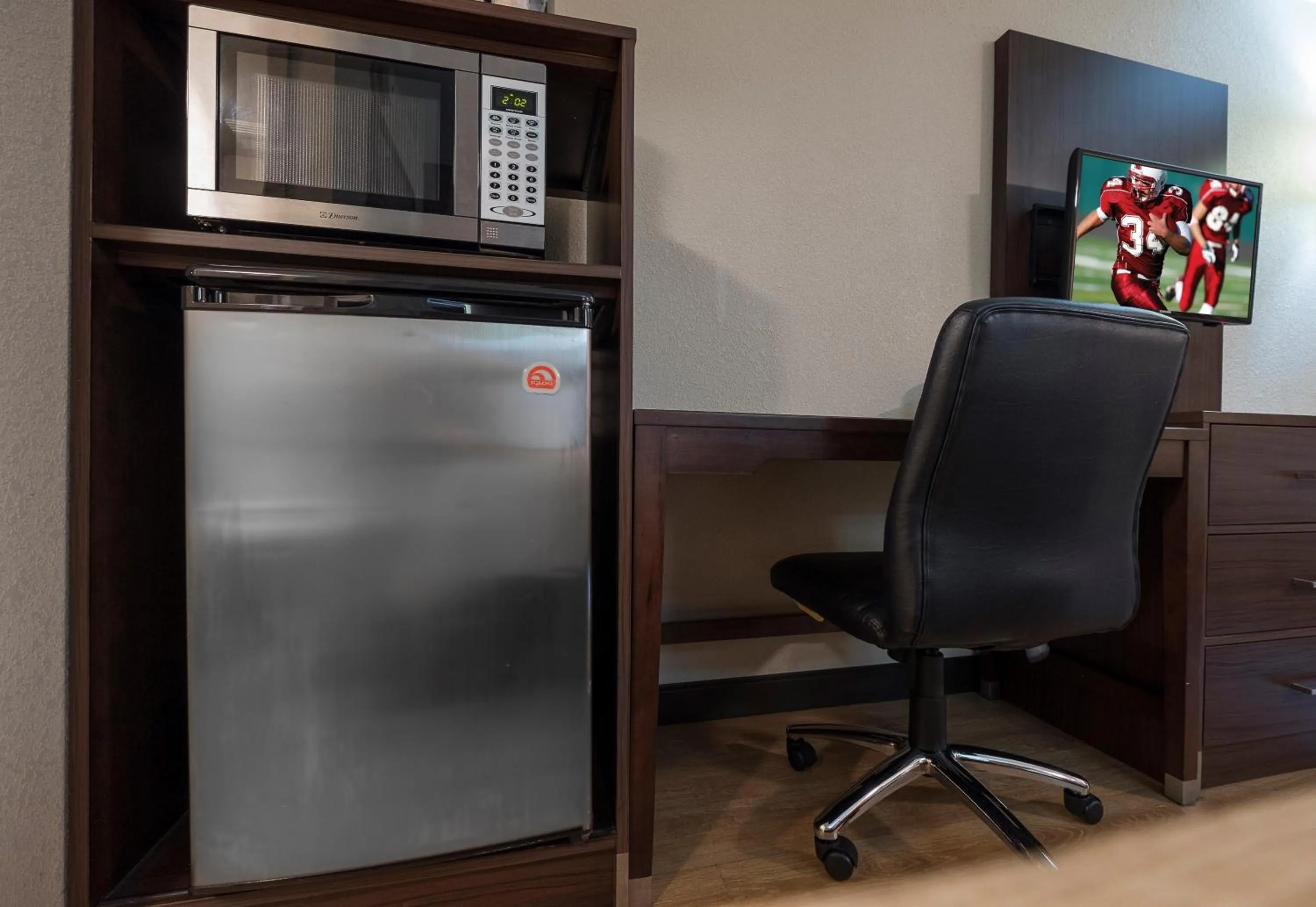 Photo of the whole room in Red Roof Inn Lancaster