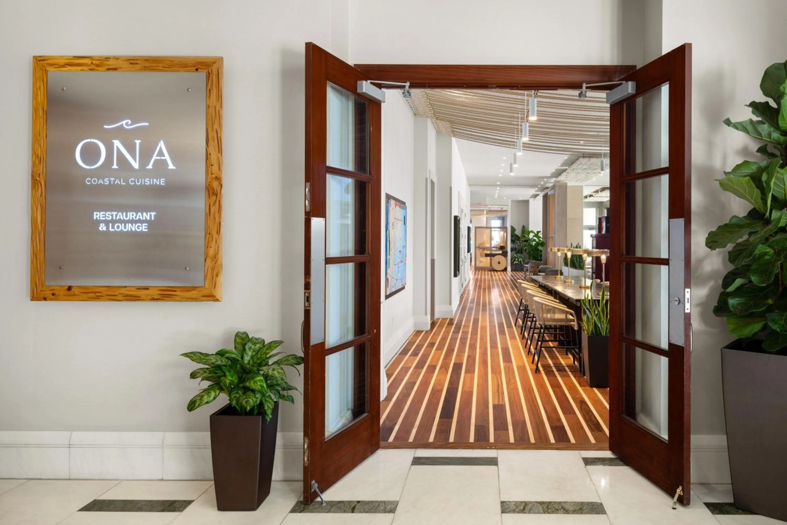 Restaurant/places to eat in Palm Beach Marriott Singer Island Beach Resort & Spa