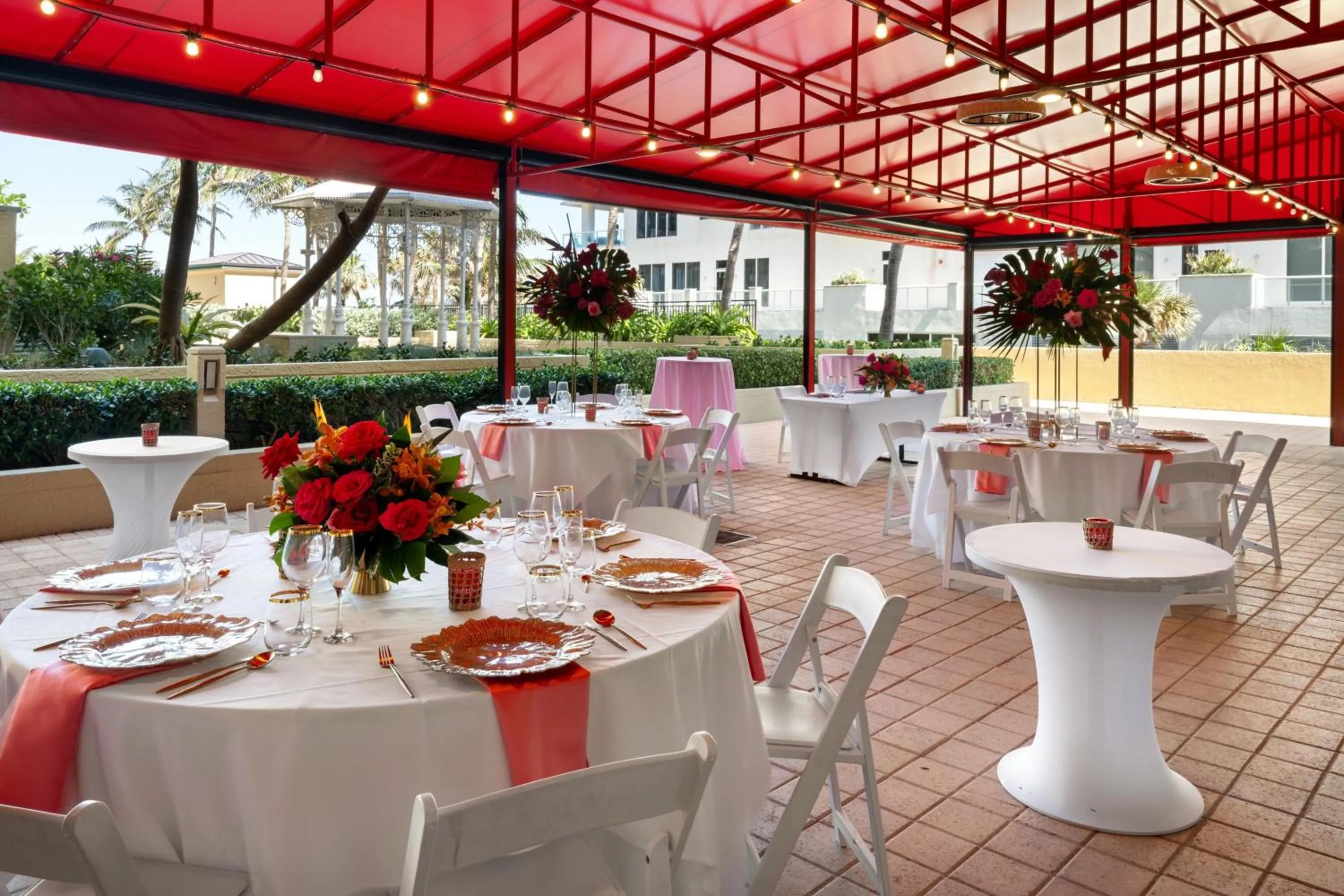 Meeting/conference room in Palm Beach Marriott Singer Island Beach Resort & Spa