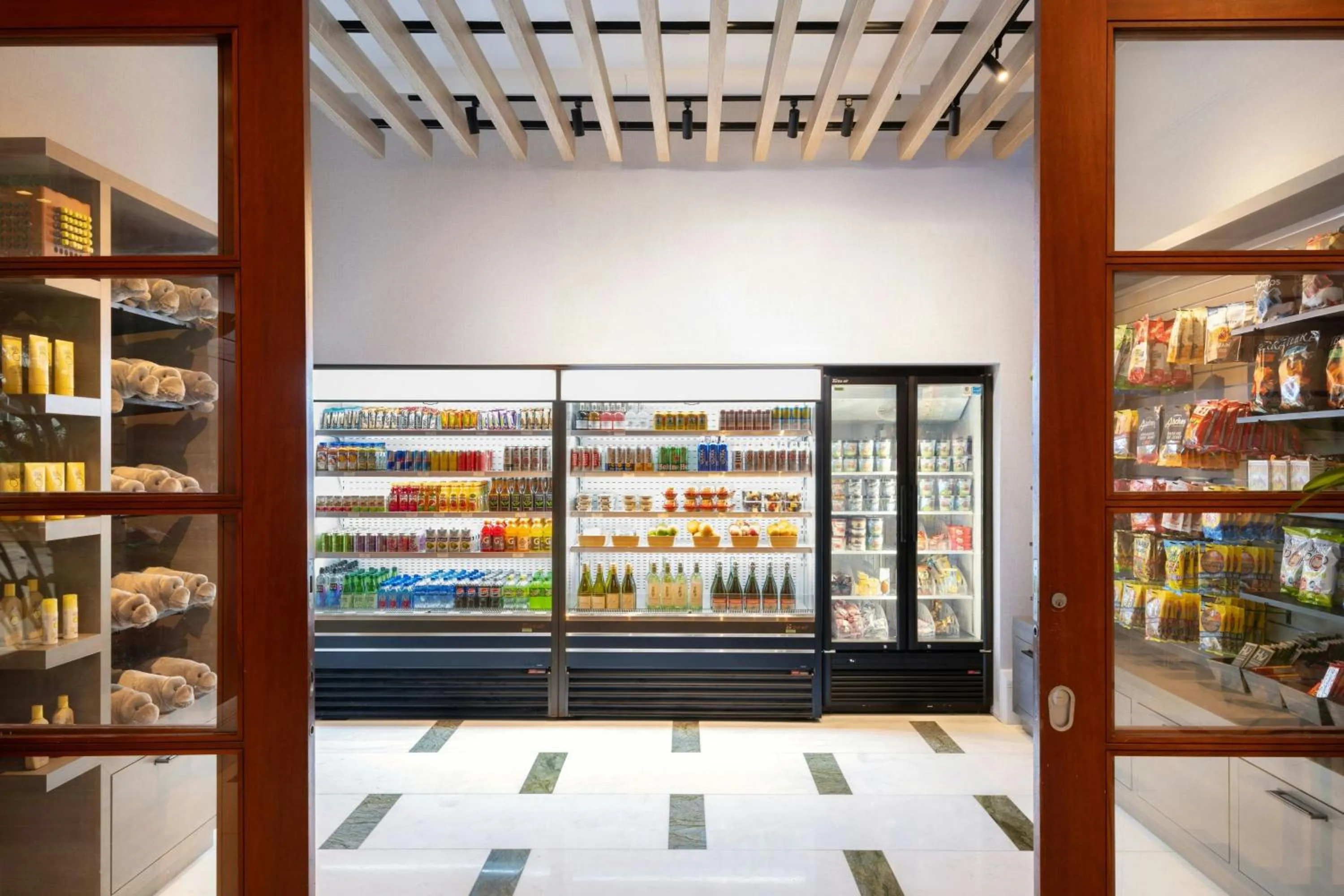 Lobby or reception in Palm Beach Marriott Singer Island Beach Resort & Spa