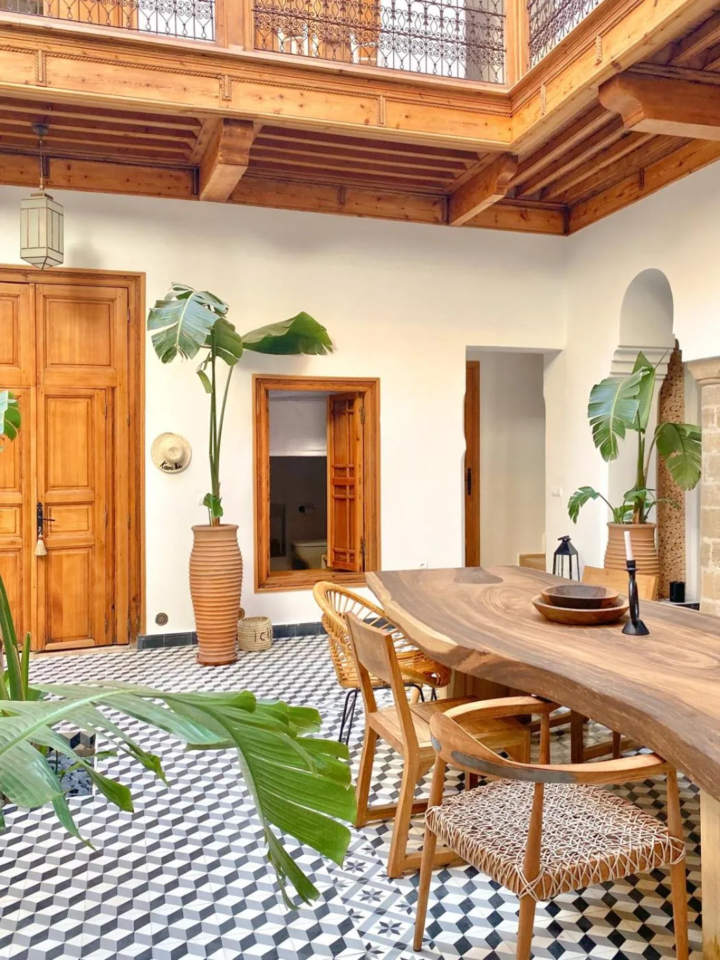 Dining area in Riad Le Pèlerin