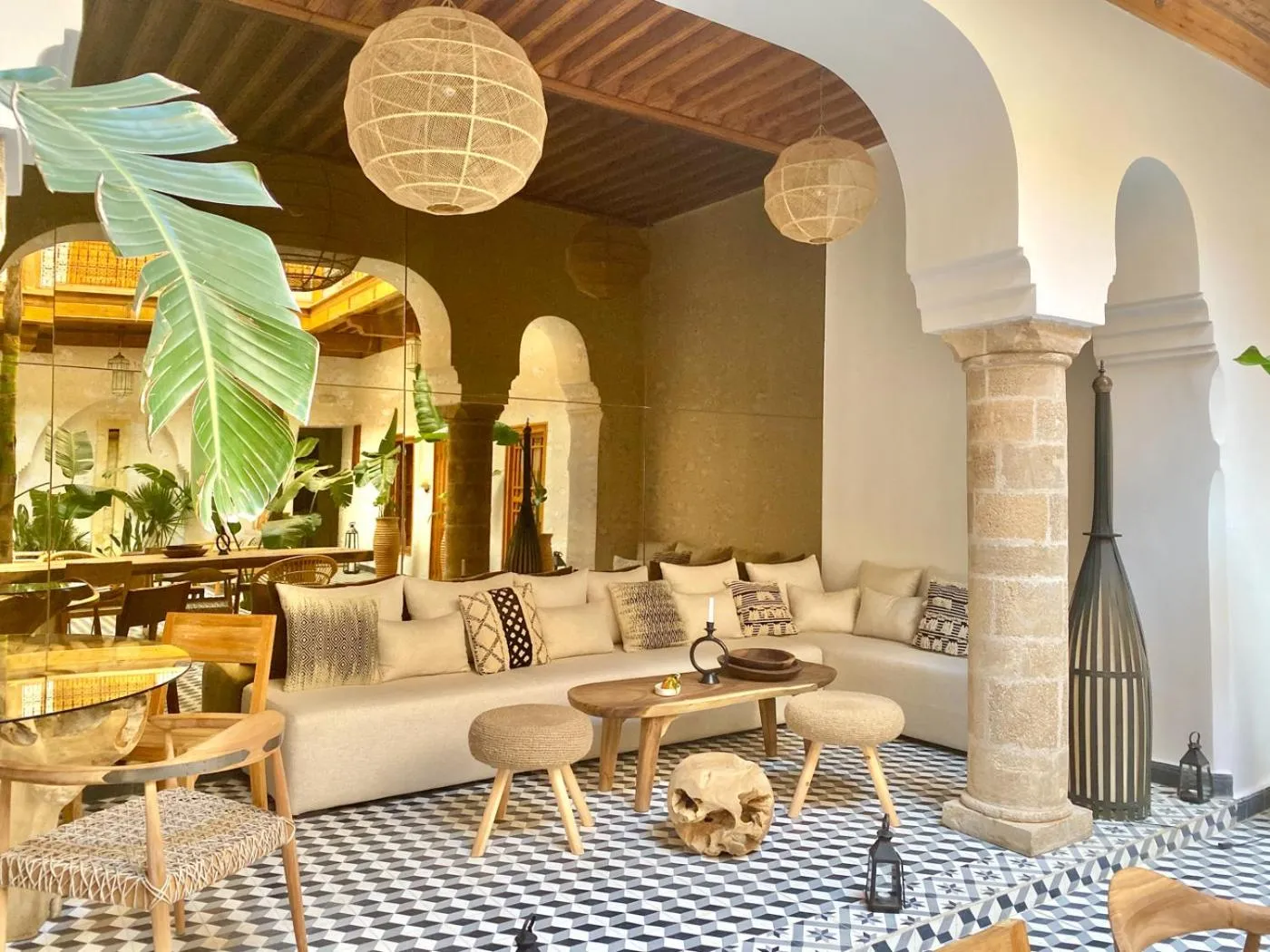 Lounge or bar in Riad Le Pèlerin