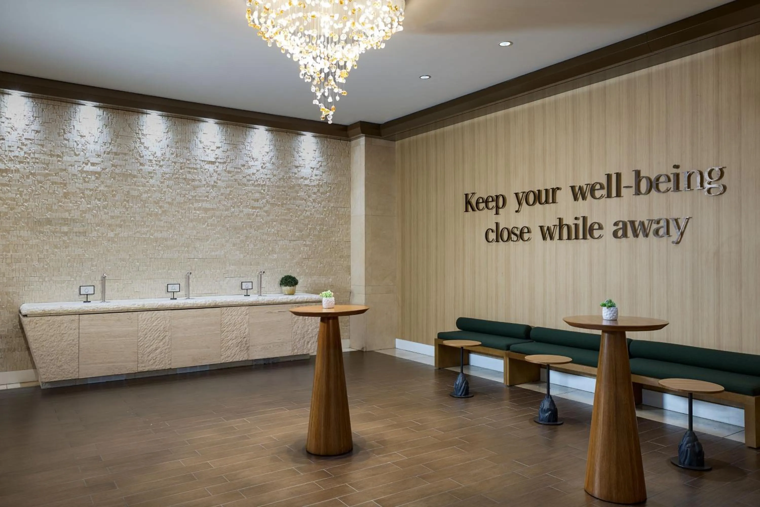 Lobby or reception in The Westin Los Angeles Airport