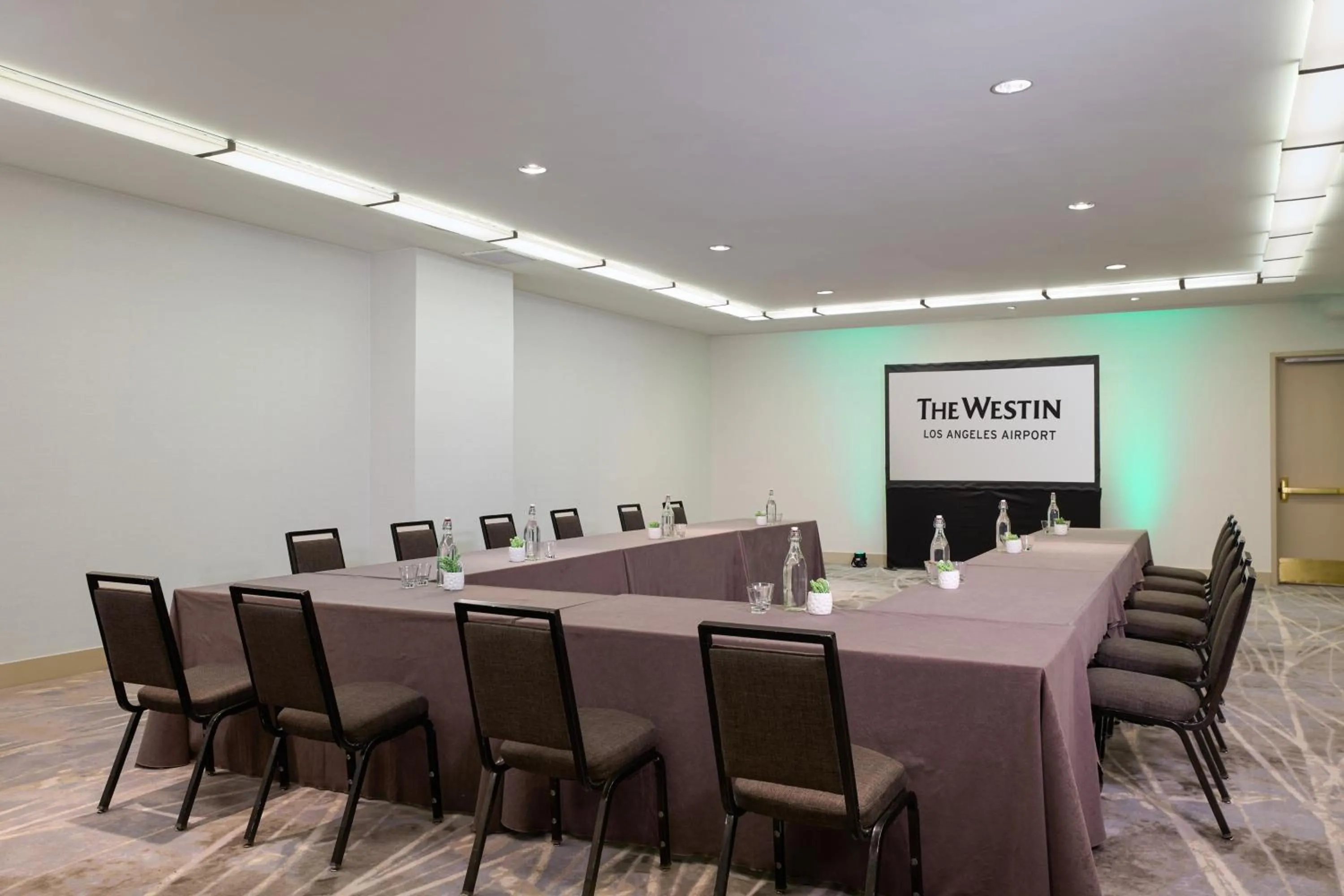 Meeting/conference room in The Westin Los Angeles Airport