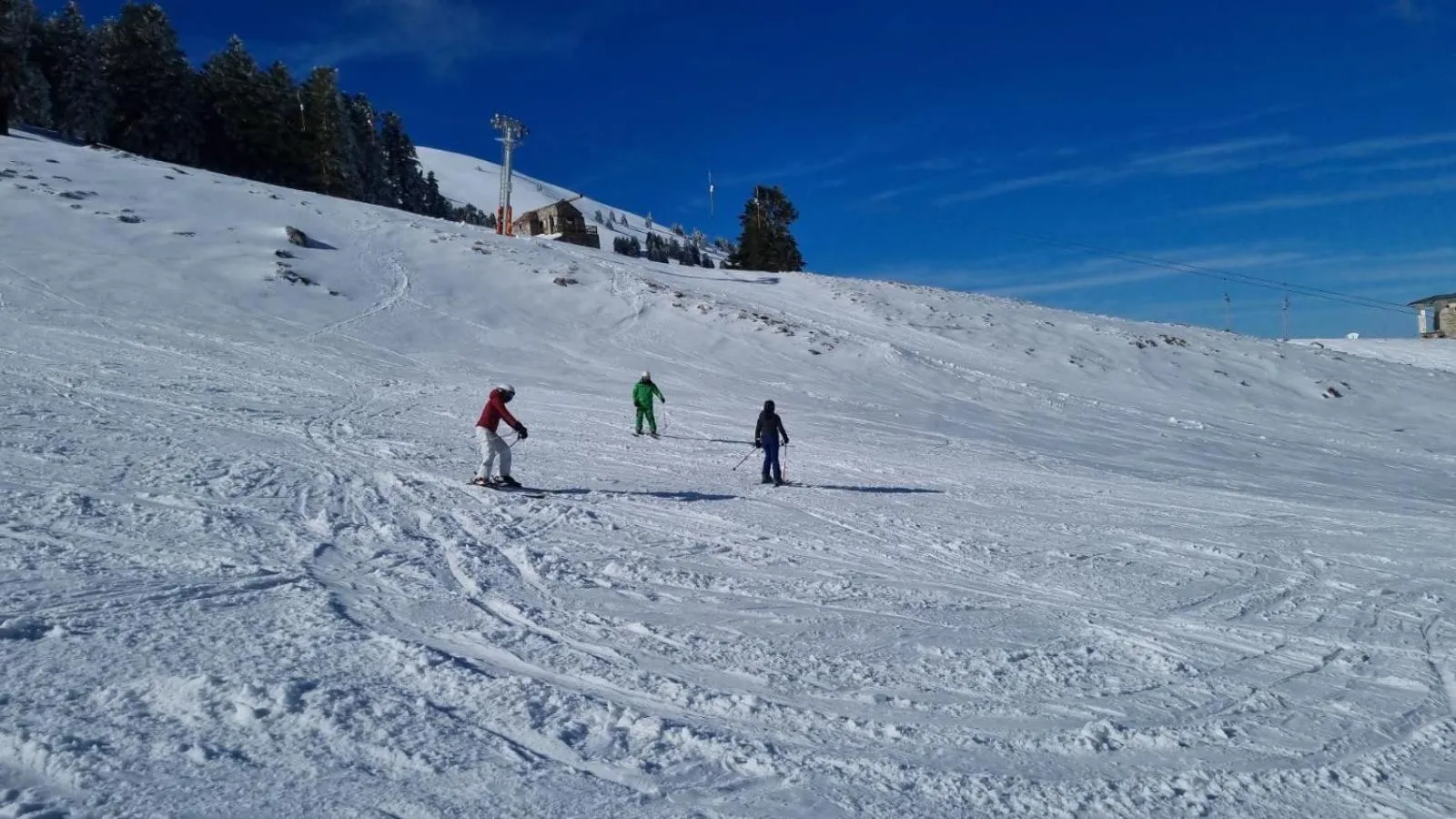 Skiing in Villa Vager