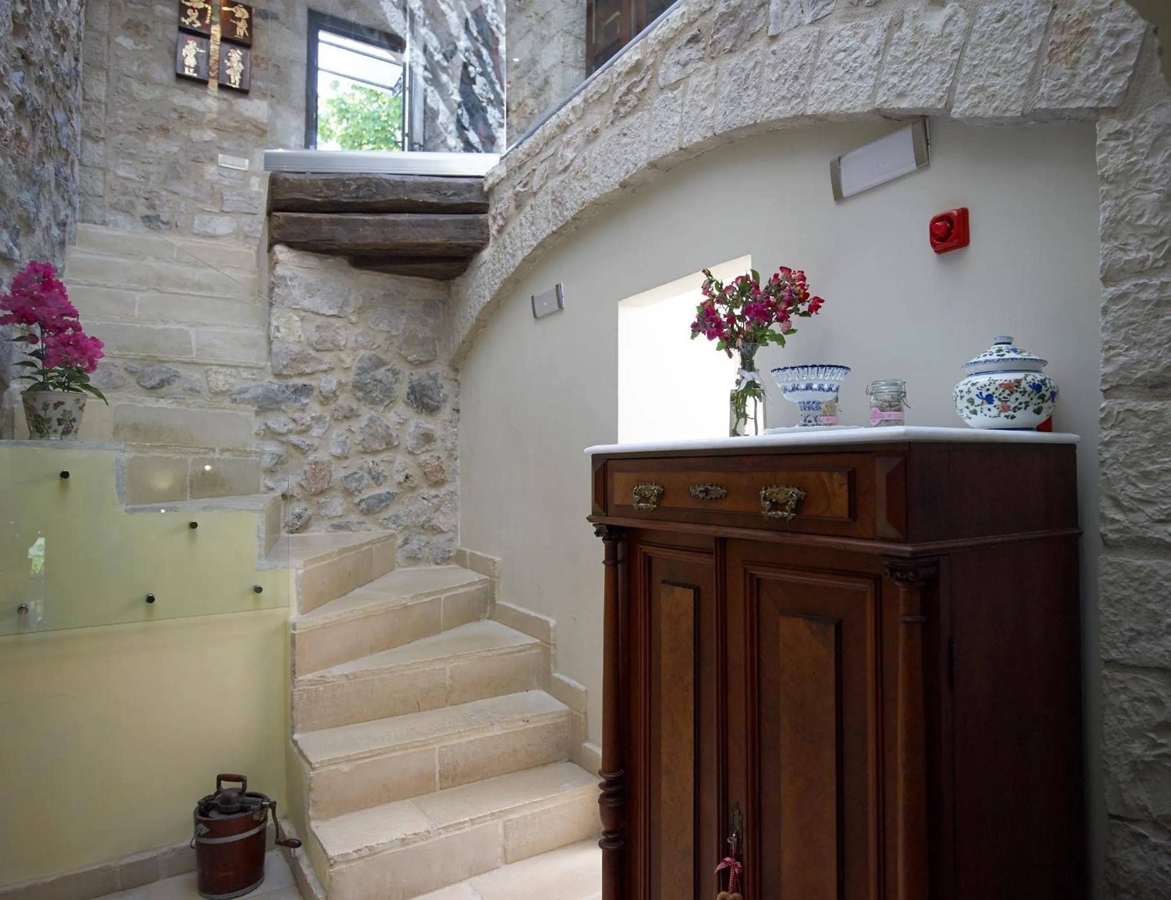 Facade/entrance in Villa Vager