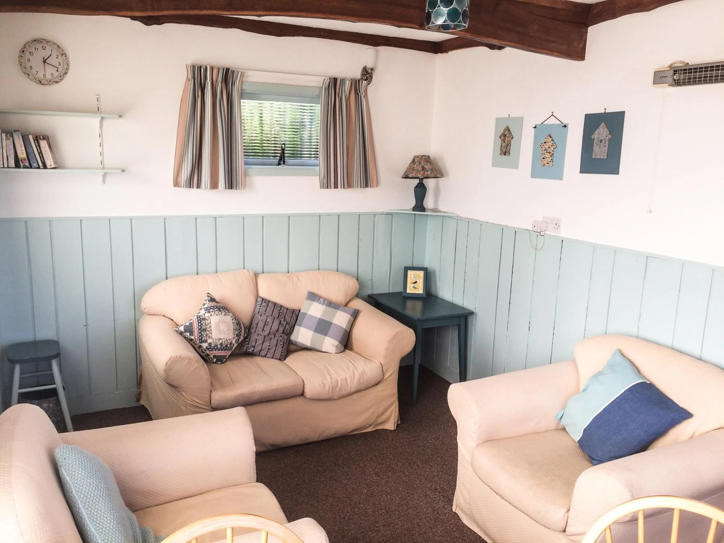 Living room in Churchwood Valley