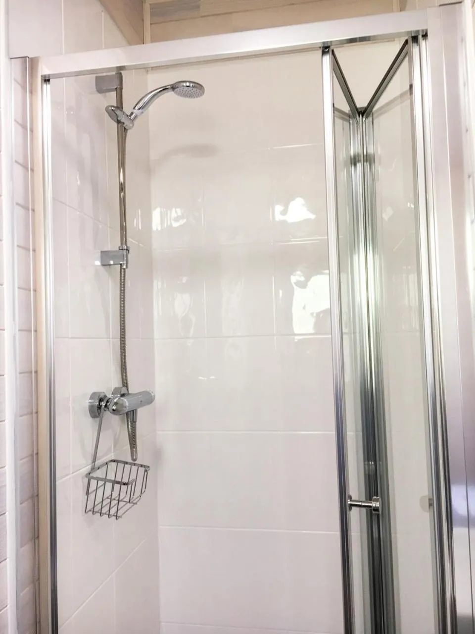 Shower in Churchwood Valley