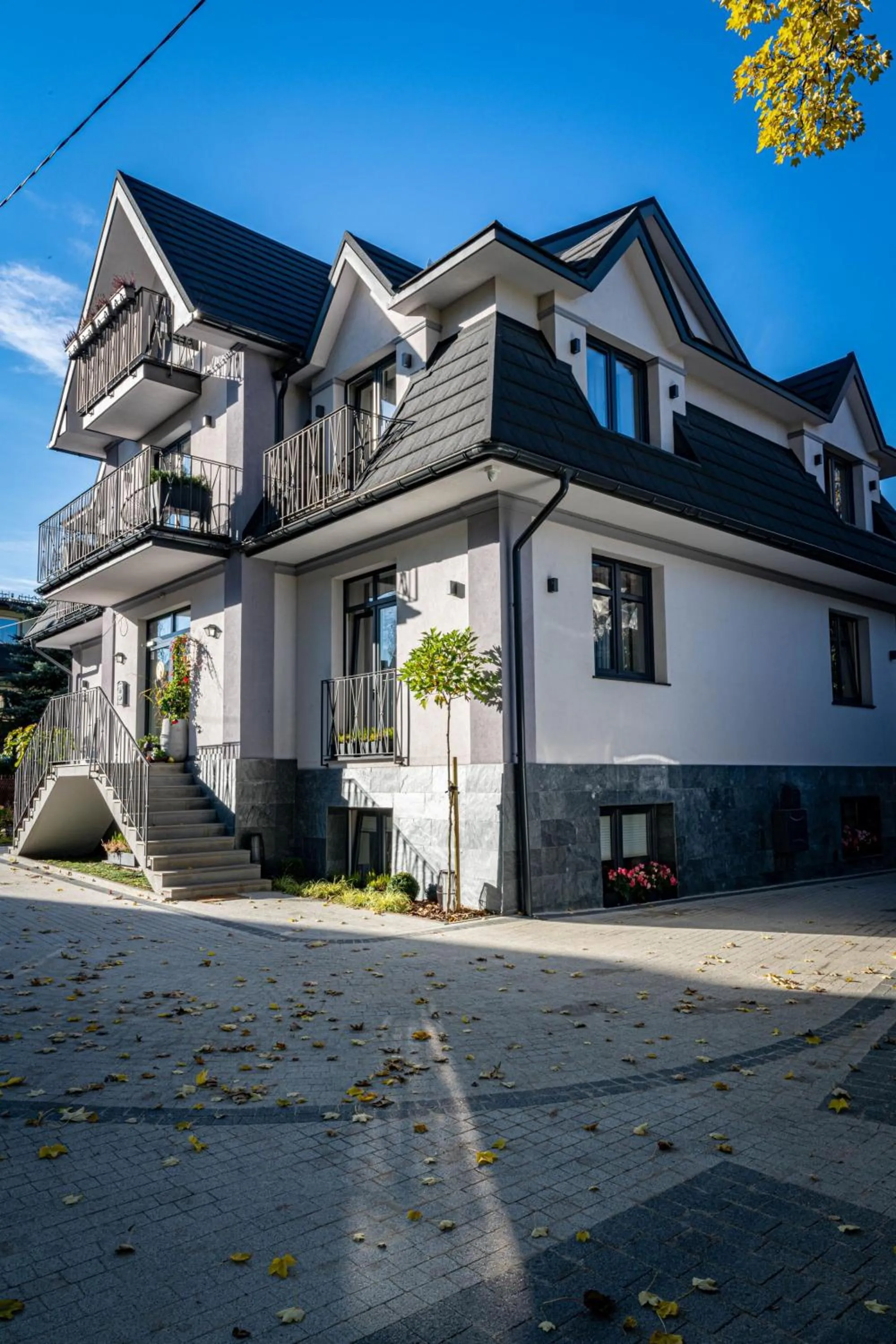 Property building in Altara Apartamenty Centrum - Free Parking