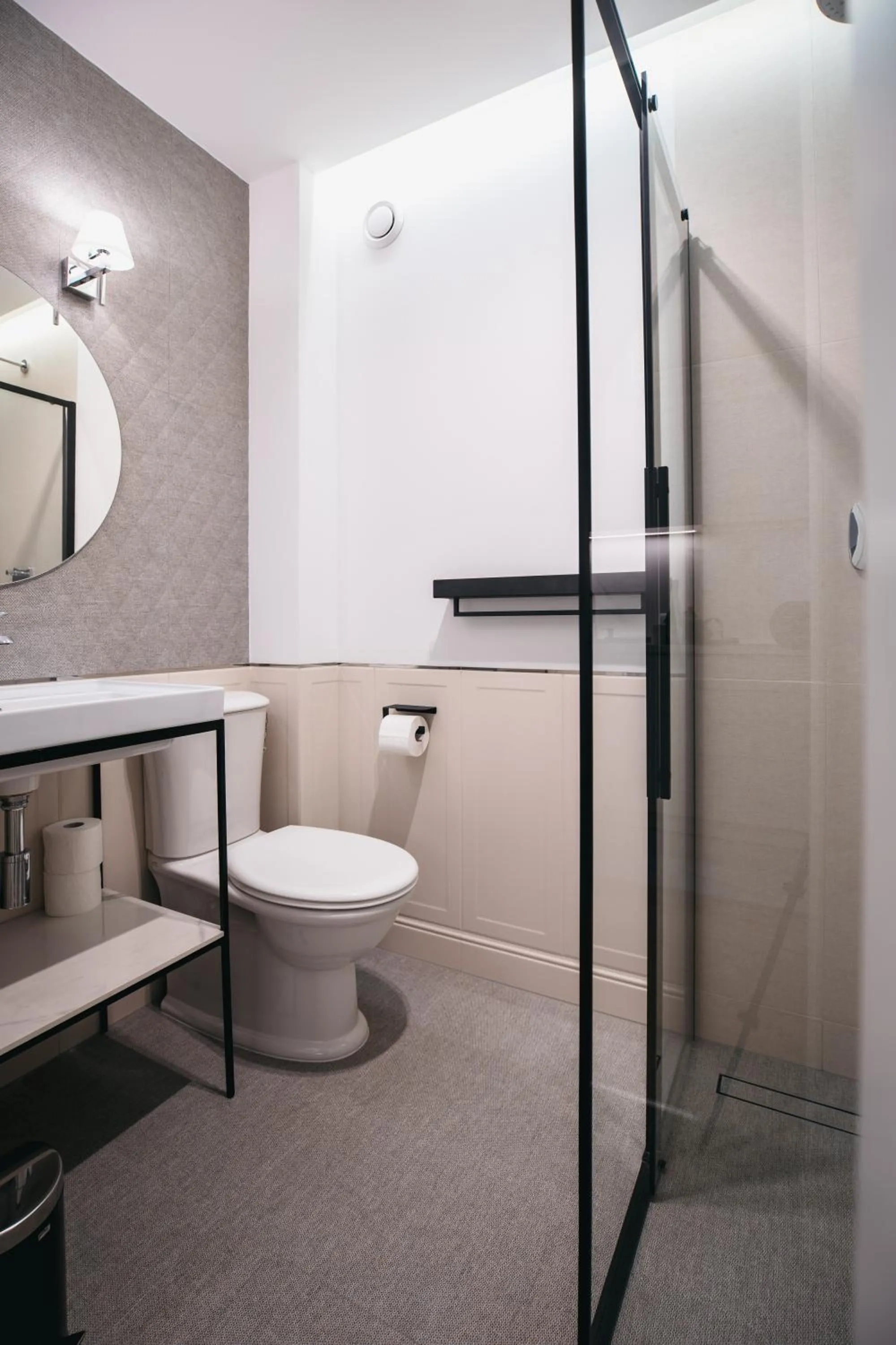Bathroom in Altara Apartamenty Centrum - Free Parking