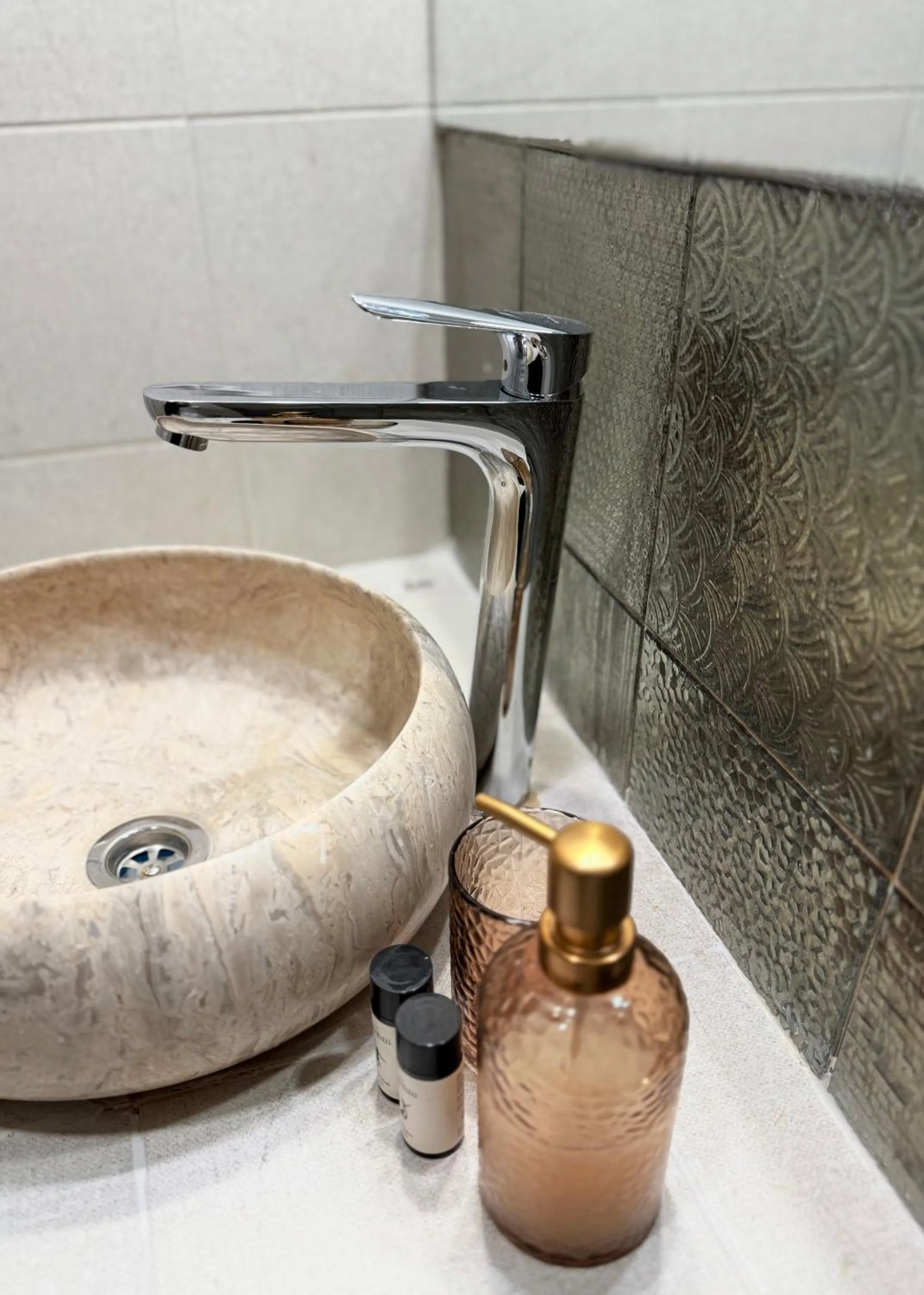 Bathroom in Arts Hotel by Square