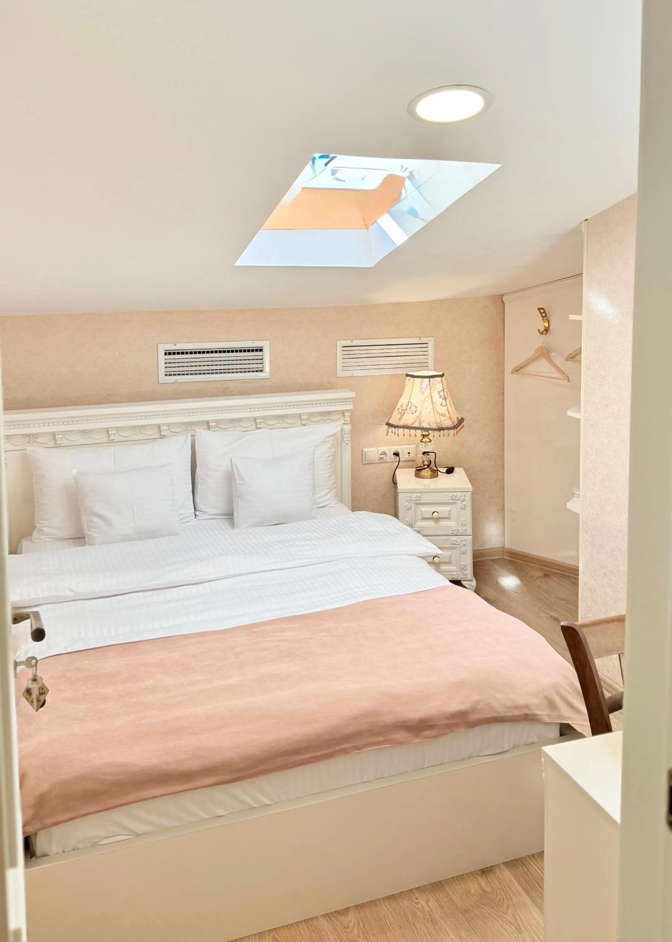 Bed in Arts Hotel by Square