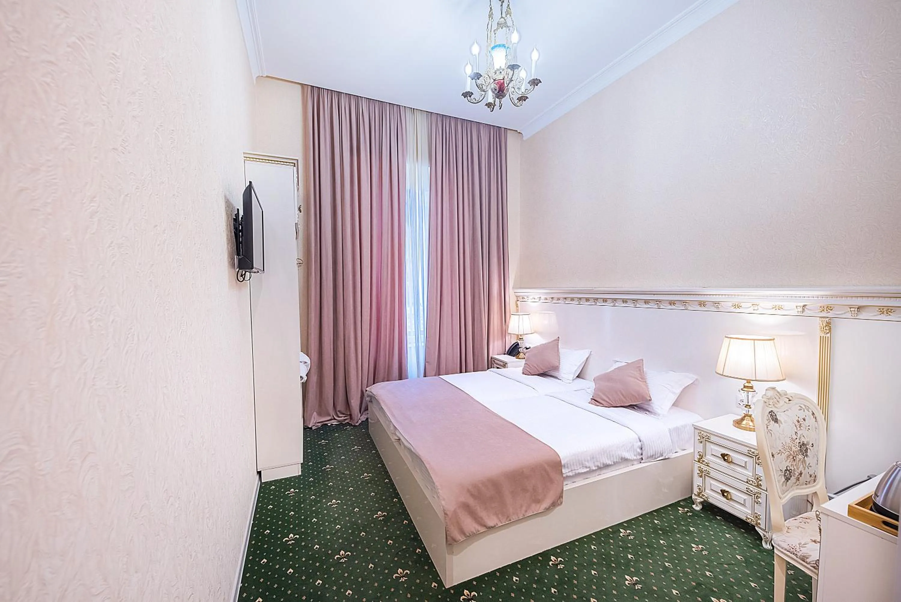 Bed in Vintage Hotel