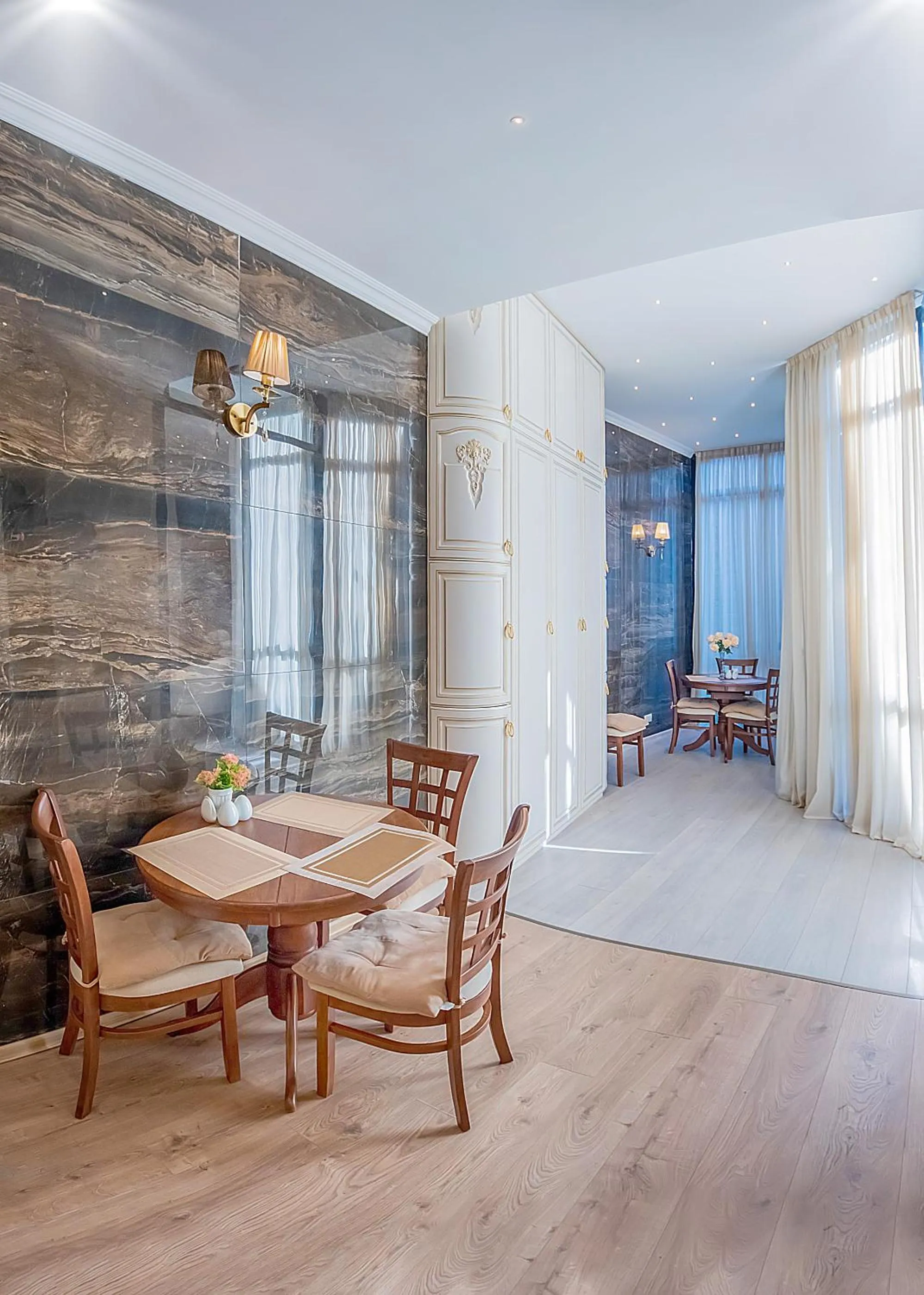 Kitchen or kitchenette in Vintage Hotel