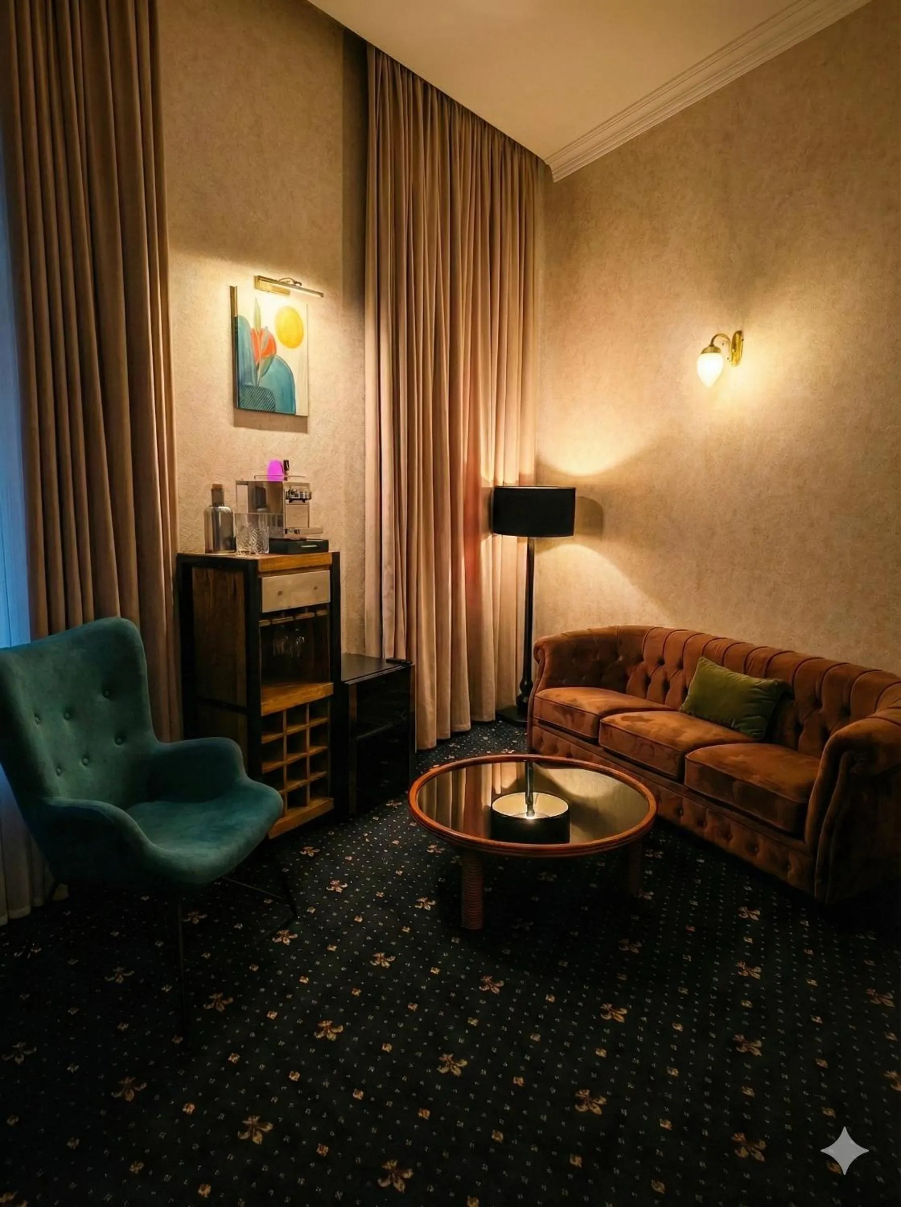 Living room in Arts Hotel by Square