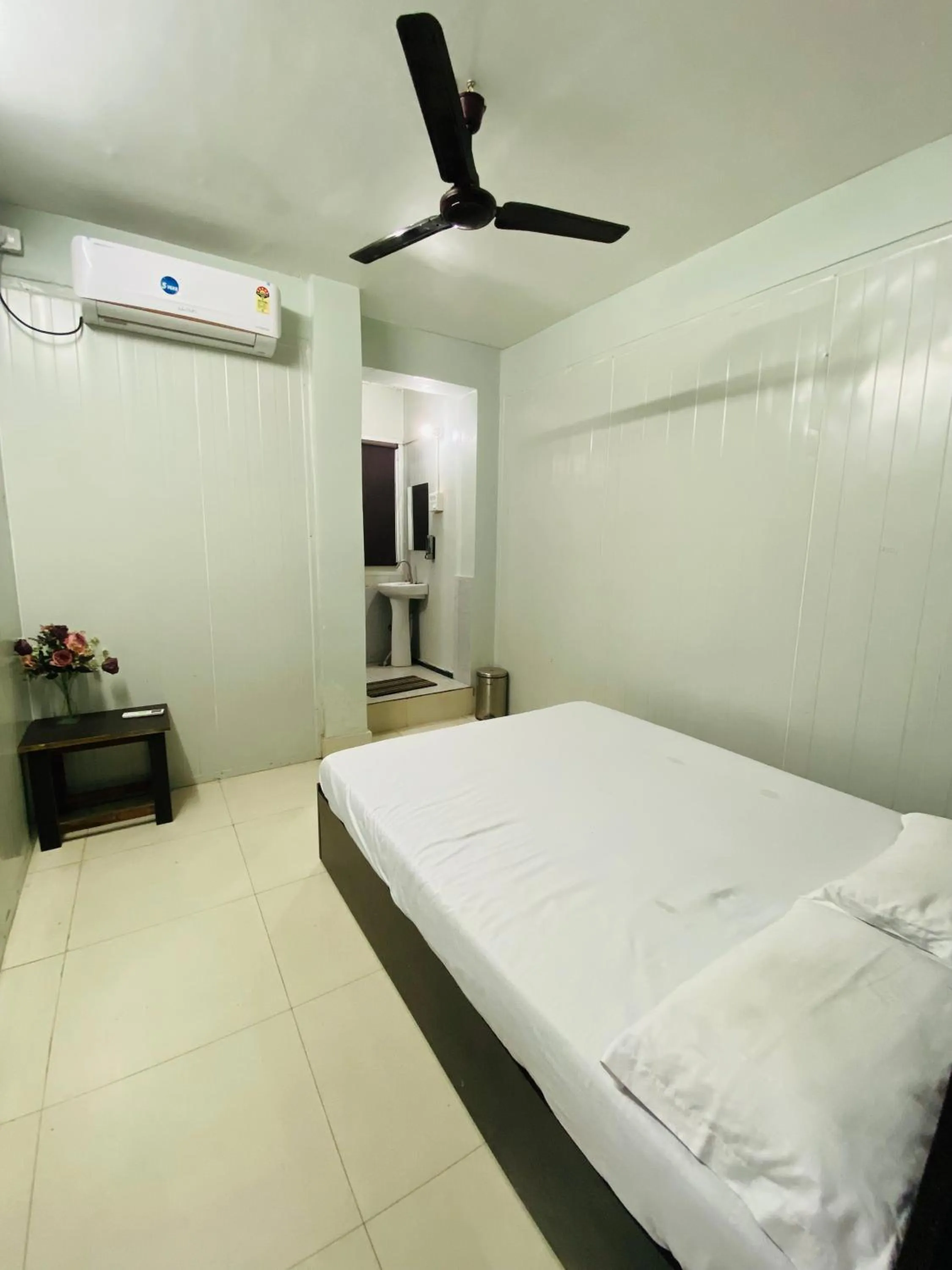 Bedroom, Bed in Homestay Ac Dormitory