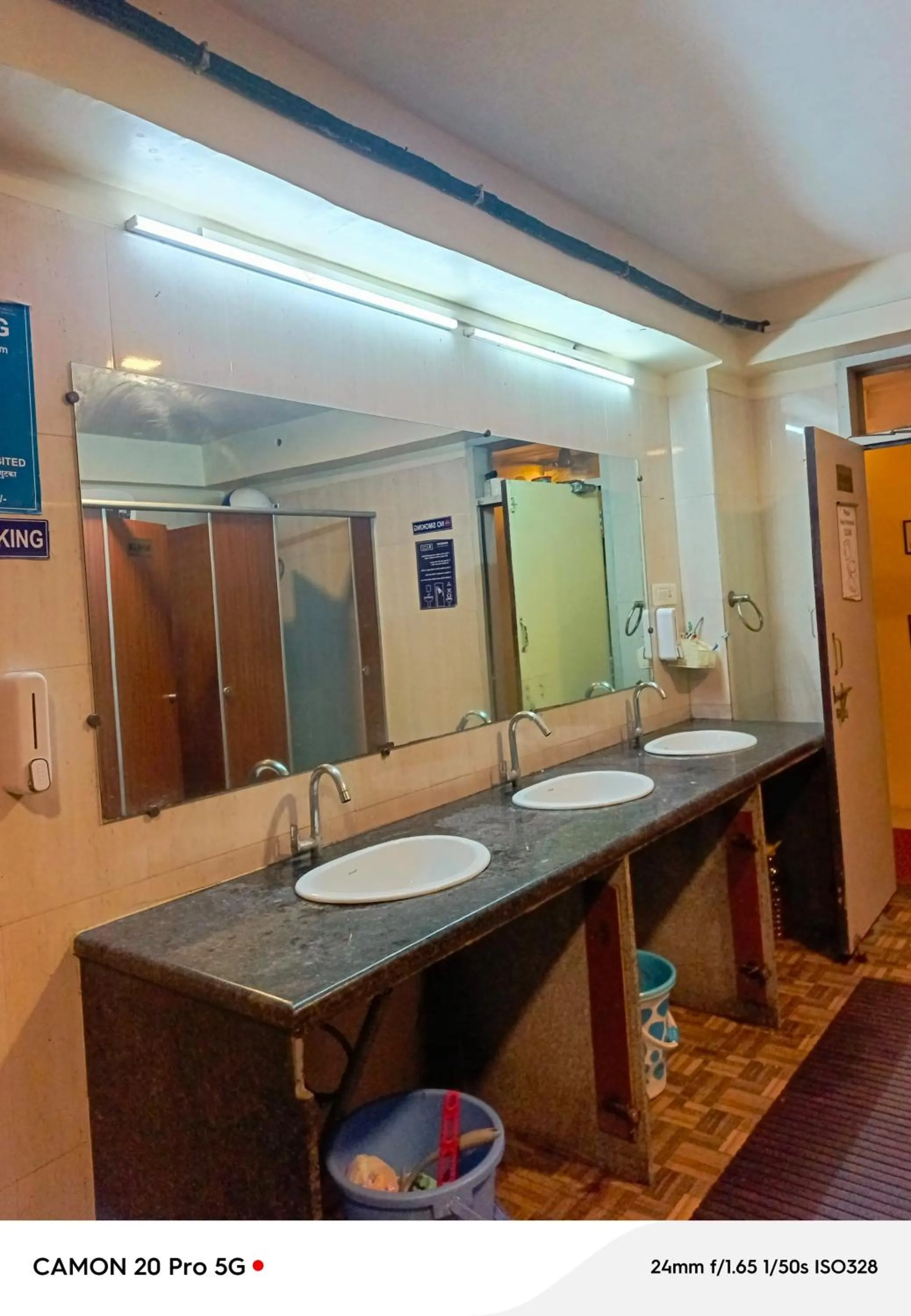 Bathroom in Homestay Ac Dormitory