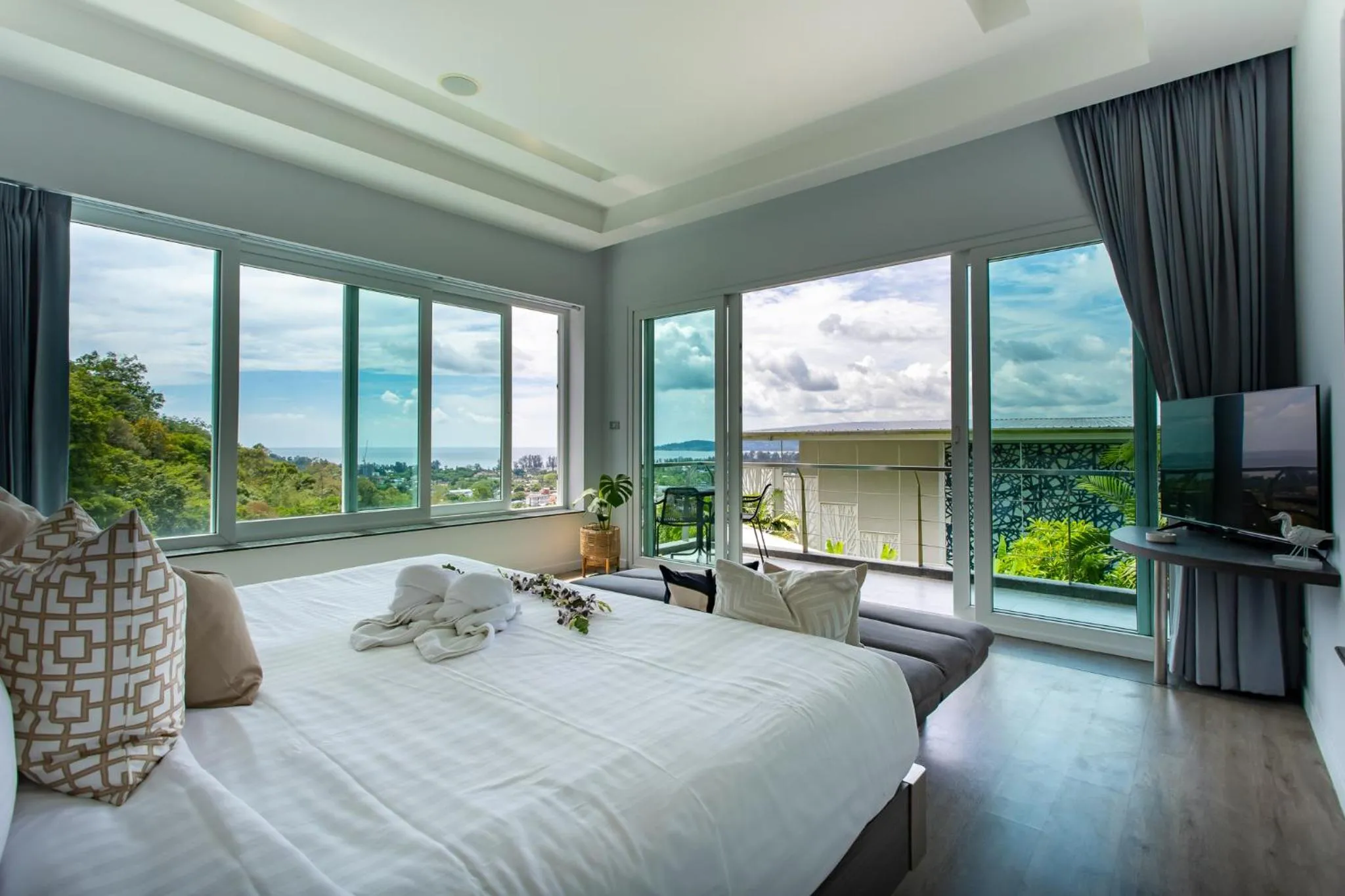 Villa Namaste 7 Bedroom Fully Staffed Seaview Villa