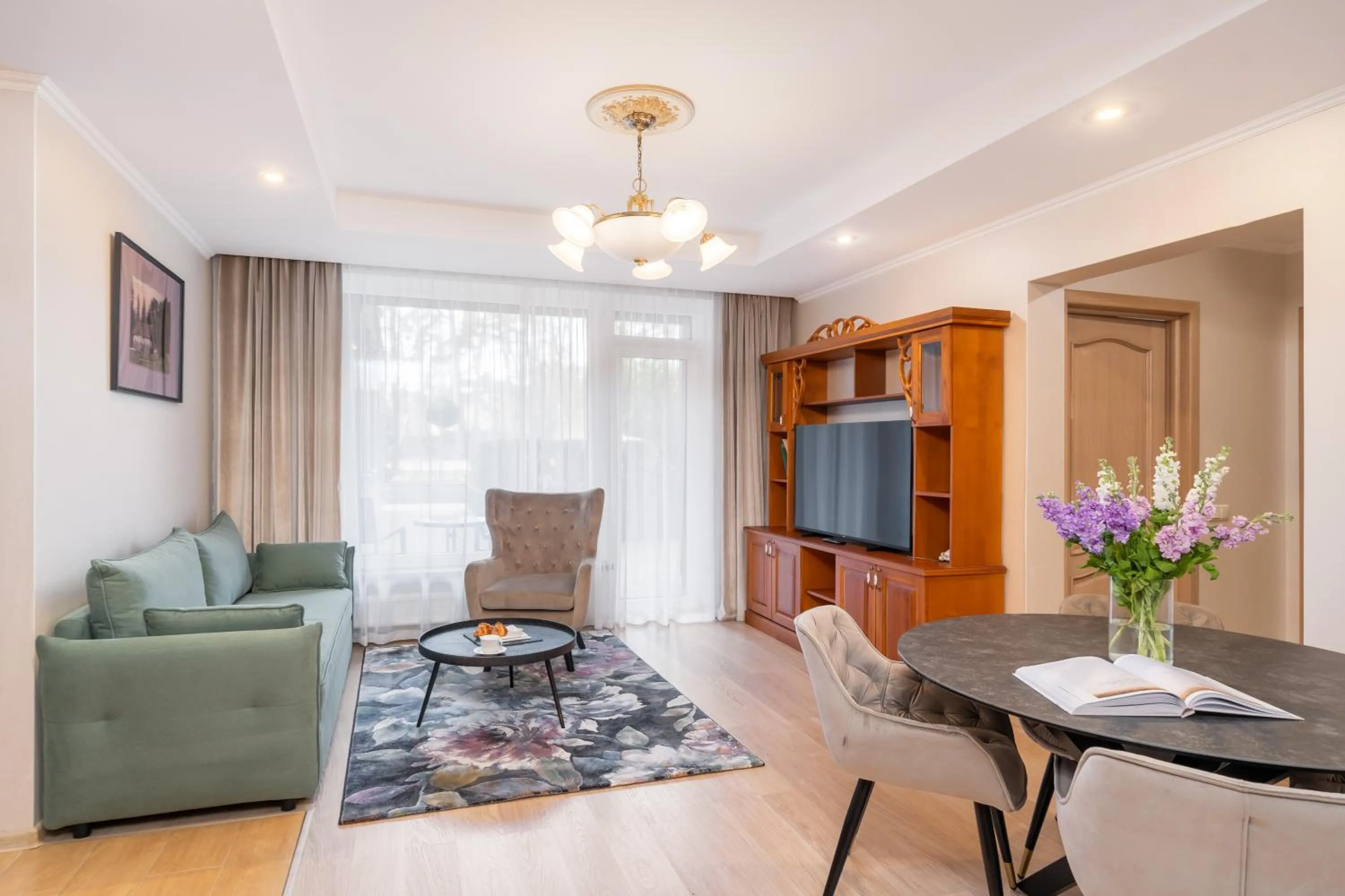 Villa Alvīne Family Apart-Hotel