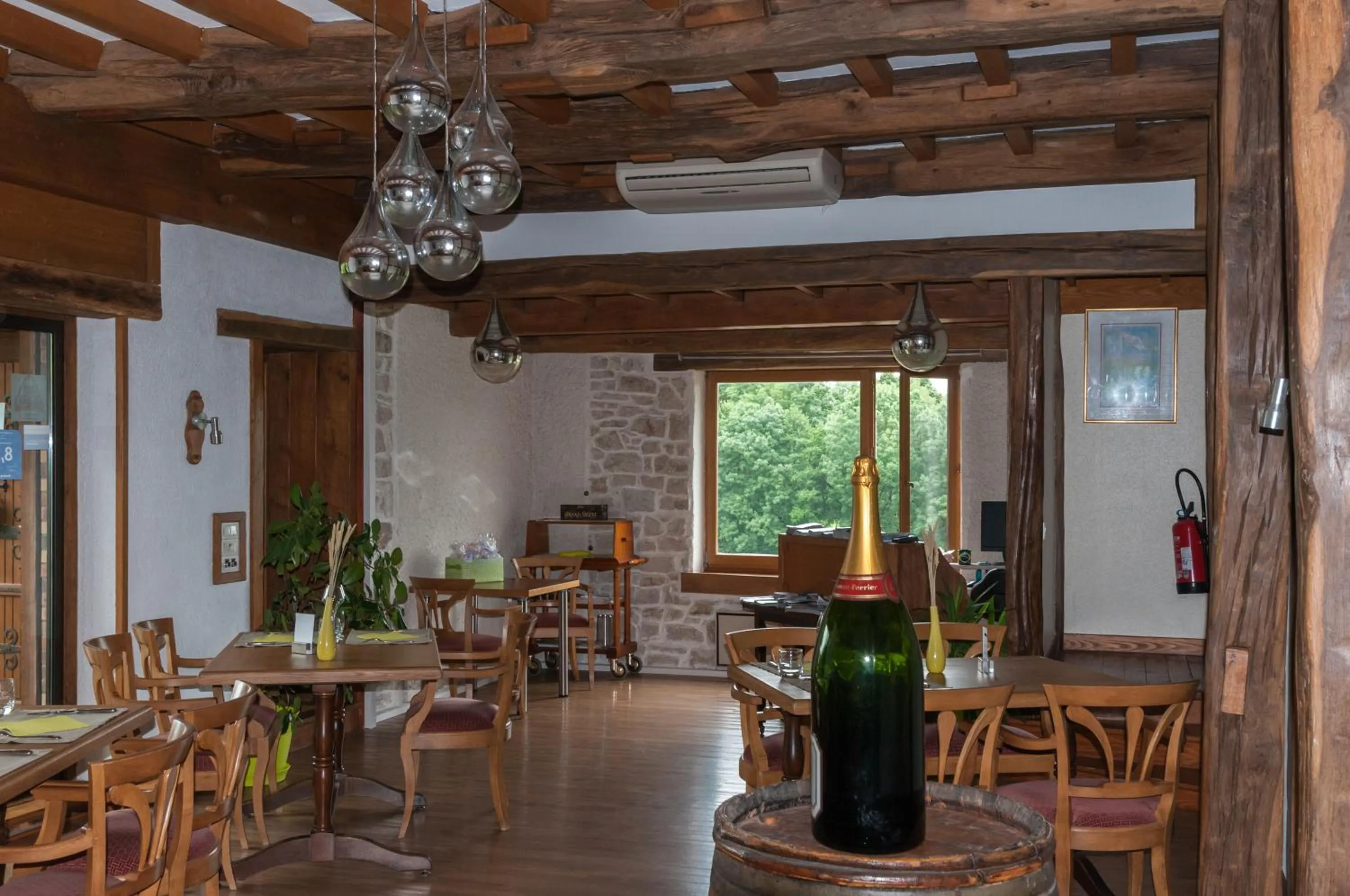 Lobby or reception in San-Val' Eau