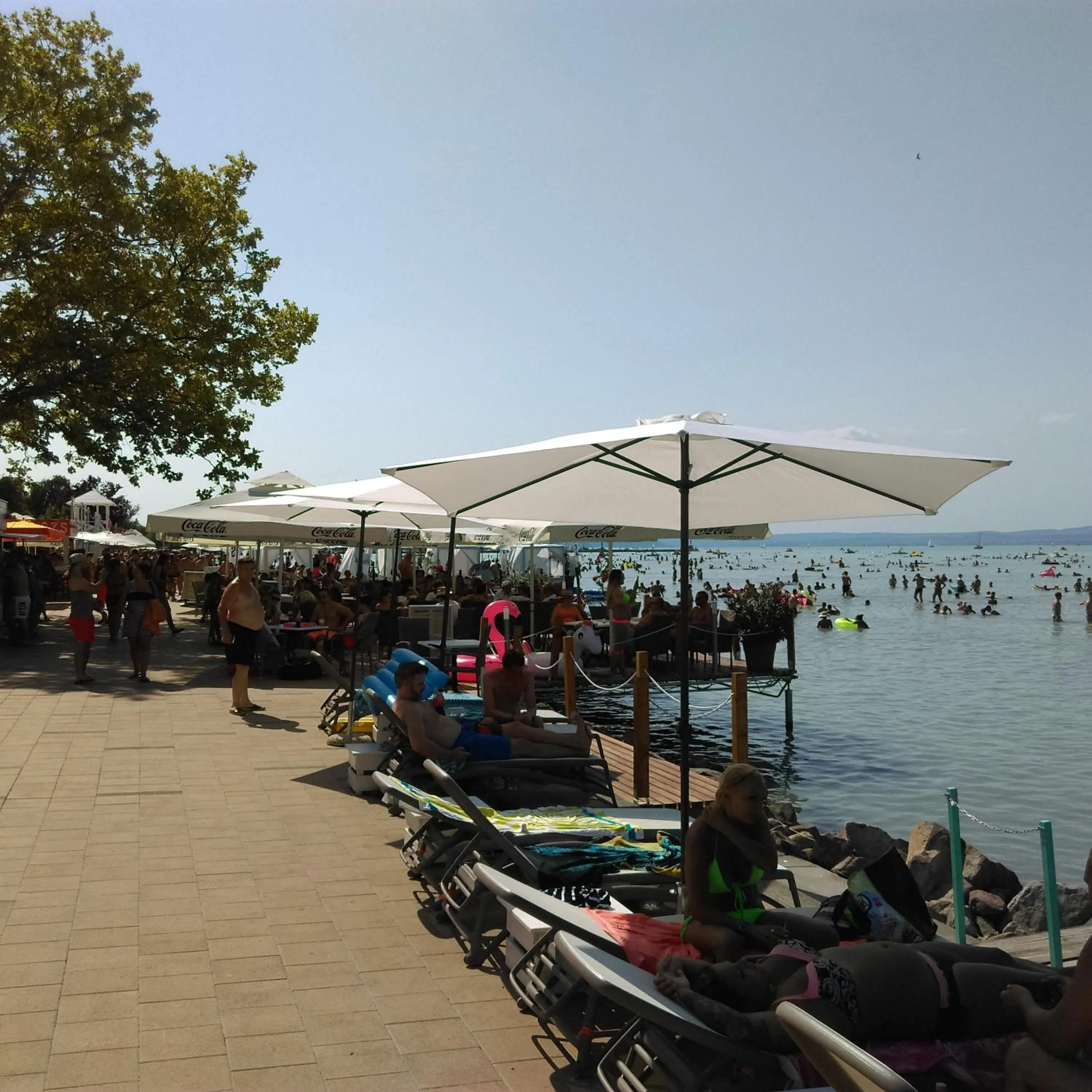 Beach in Mandarin Wellness Apartman