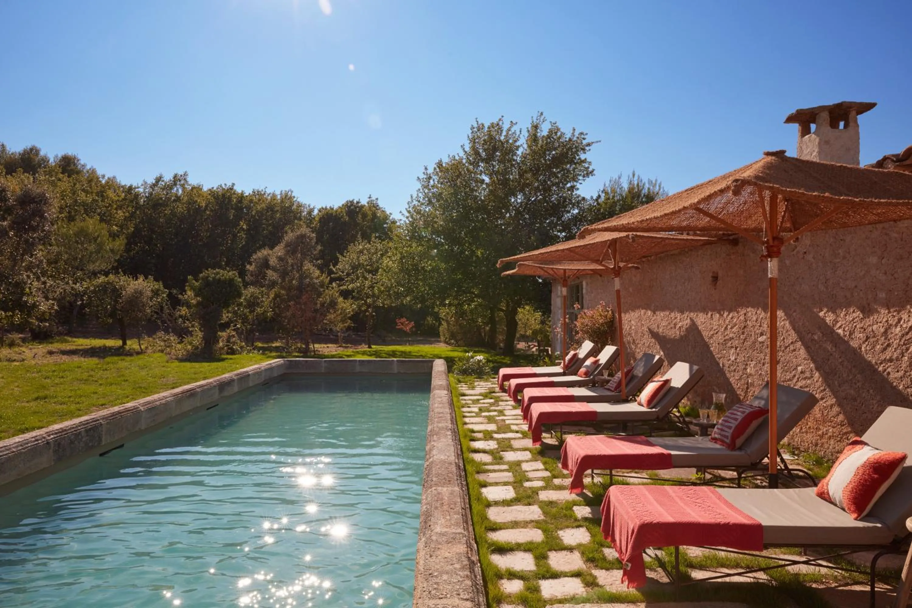 Swimming pool in La Bastide de Marie, Maisons et Hôtels Sibuet