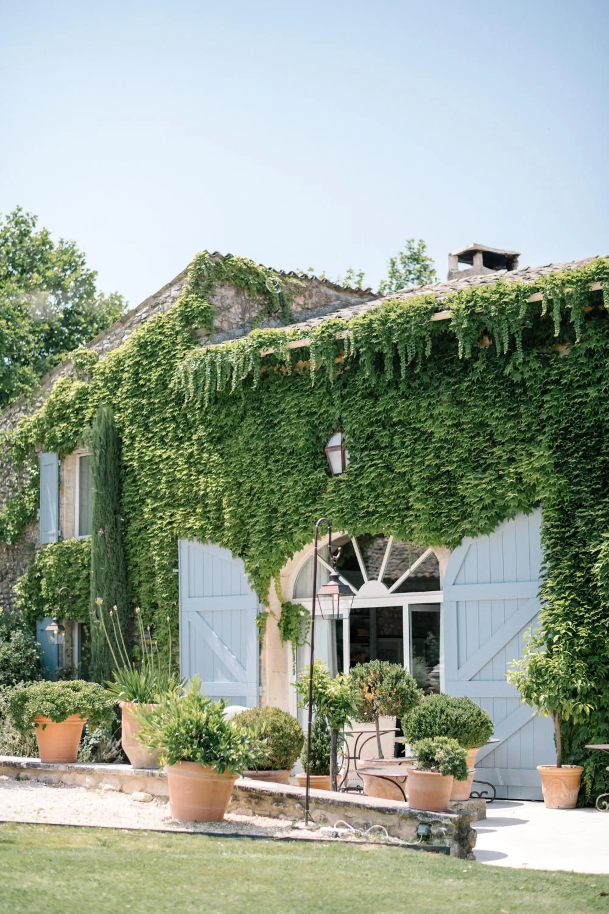 Facade/entrance in La Bastide de Marie, Maisons et Hôtels Sibuet