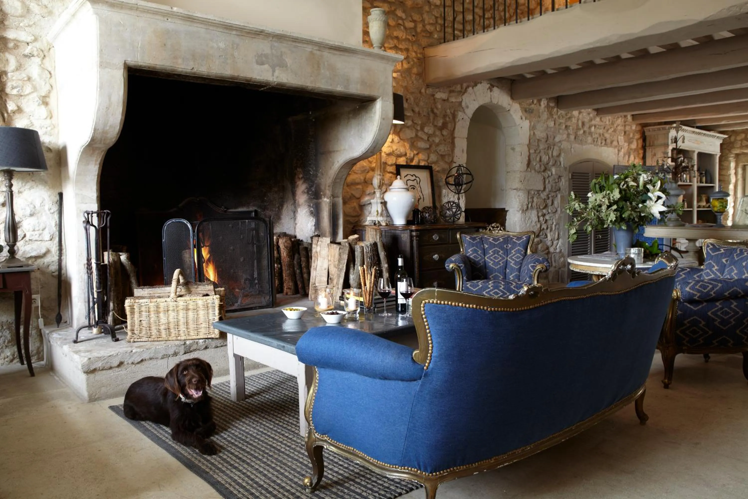 Lounge or bar in La Bastide de Marie, Maisons et Hôtels Sibuet