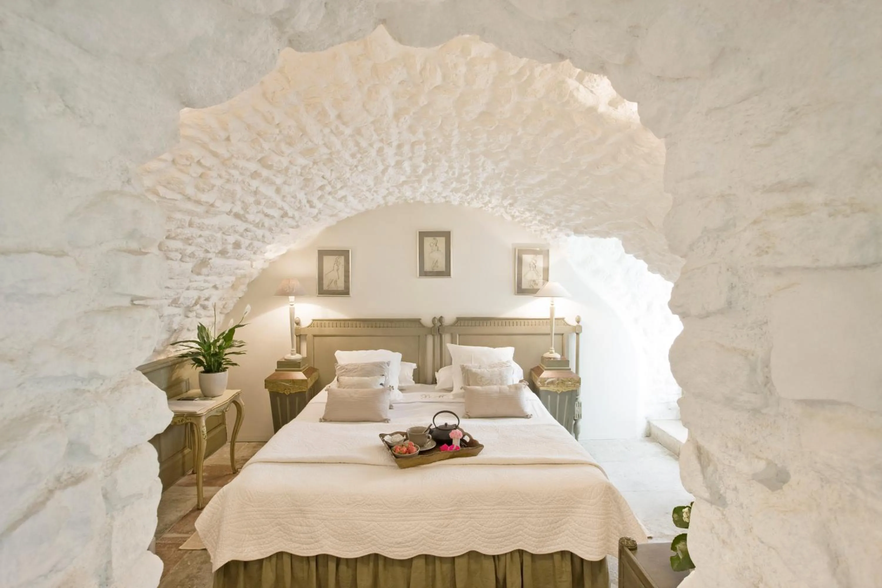 Bedroom, Bed in La Bastide de Marie, Maisons et Hôtels Sibuet