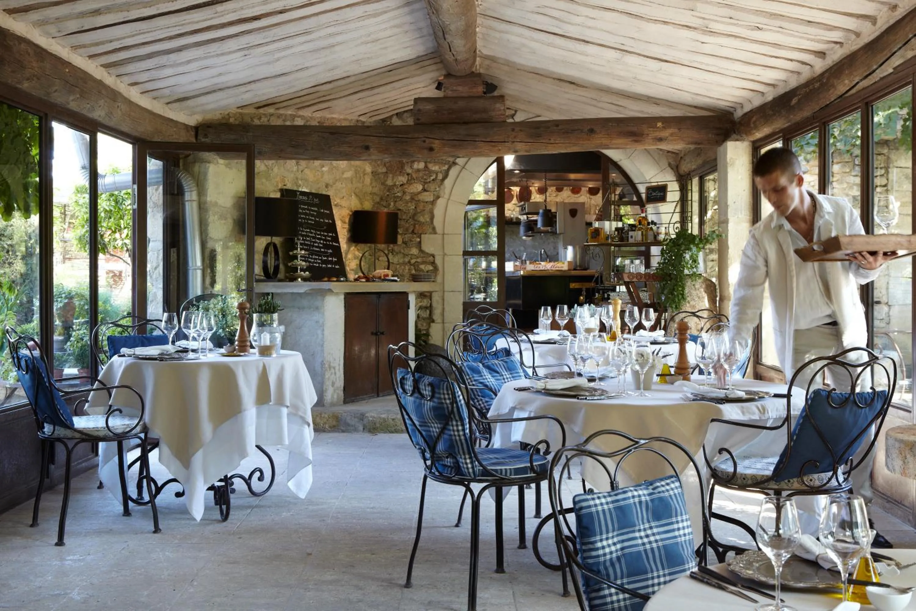 Restaurant/places to eat in La Bastide de Marie, Maisons et Hôtels Sibuet