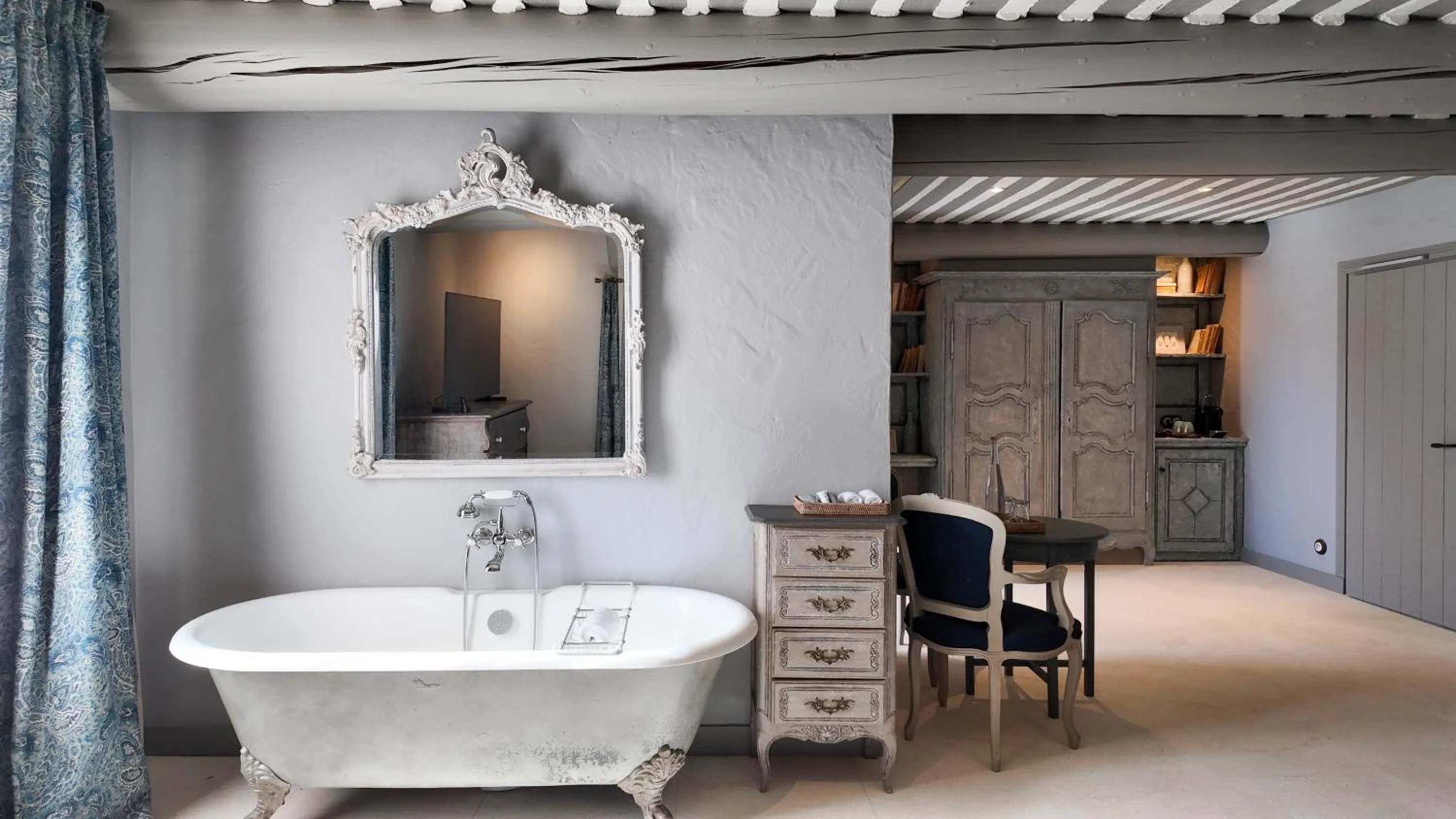 Bathroom in La Bastide de Marie, Maisons et Hôtels Sibuet