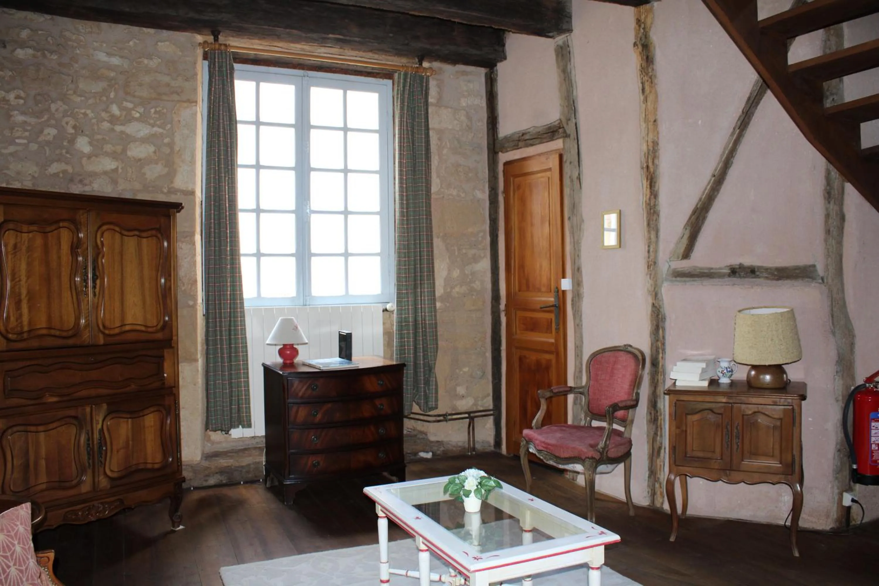 Living room in La Roseraie Hôtel Restaurant