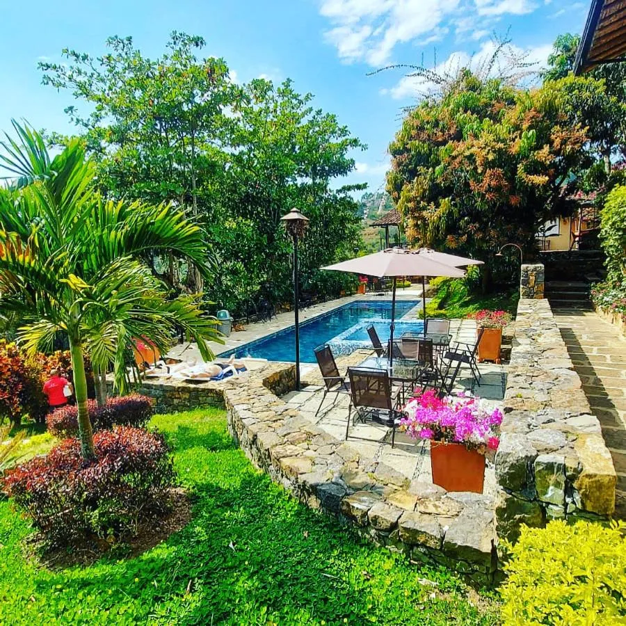 Hotel Casas de Campo El Ciruelo