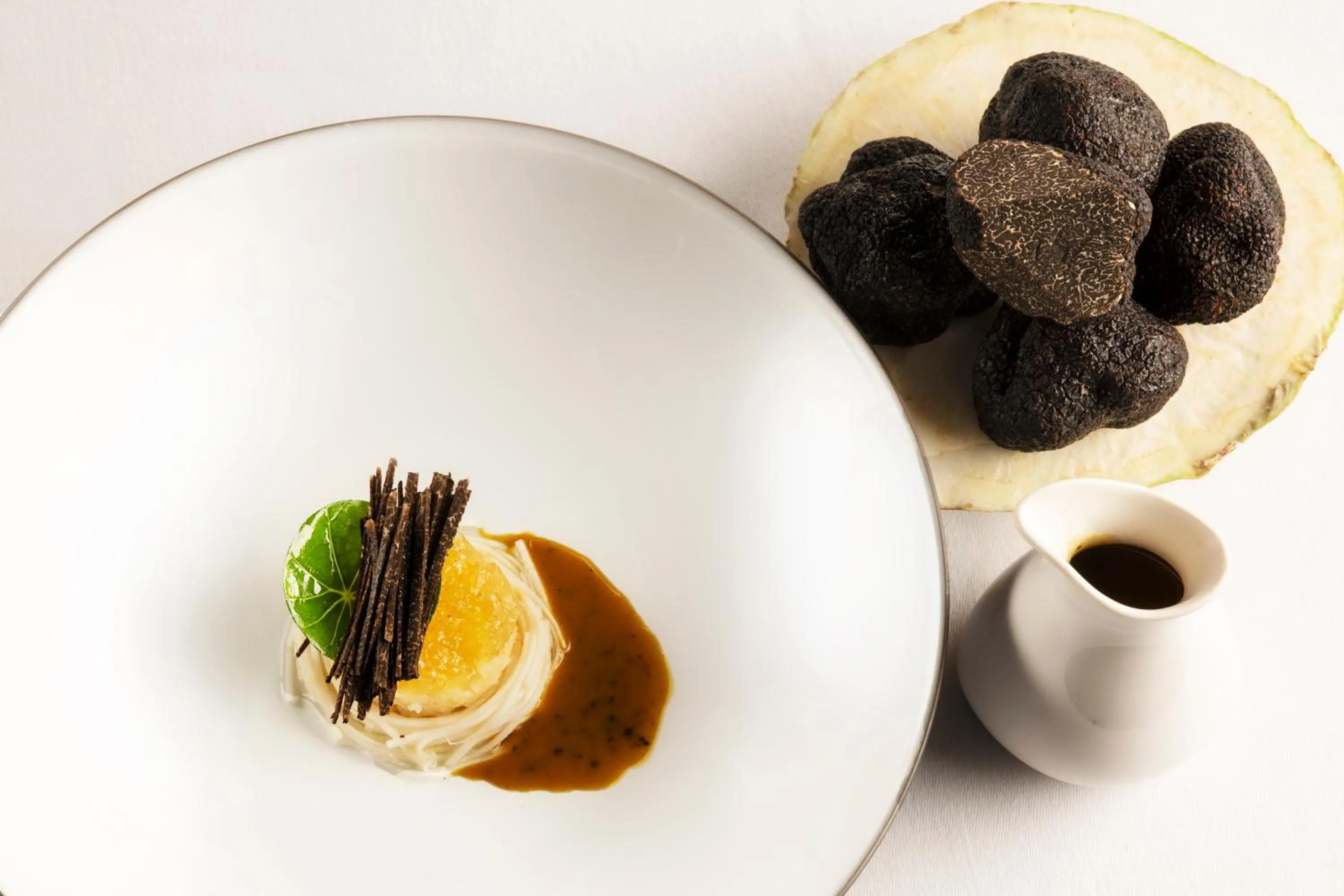 Restaurant/places to eat in Le Clair de la Plume - Teritoria